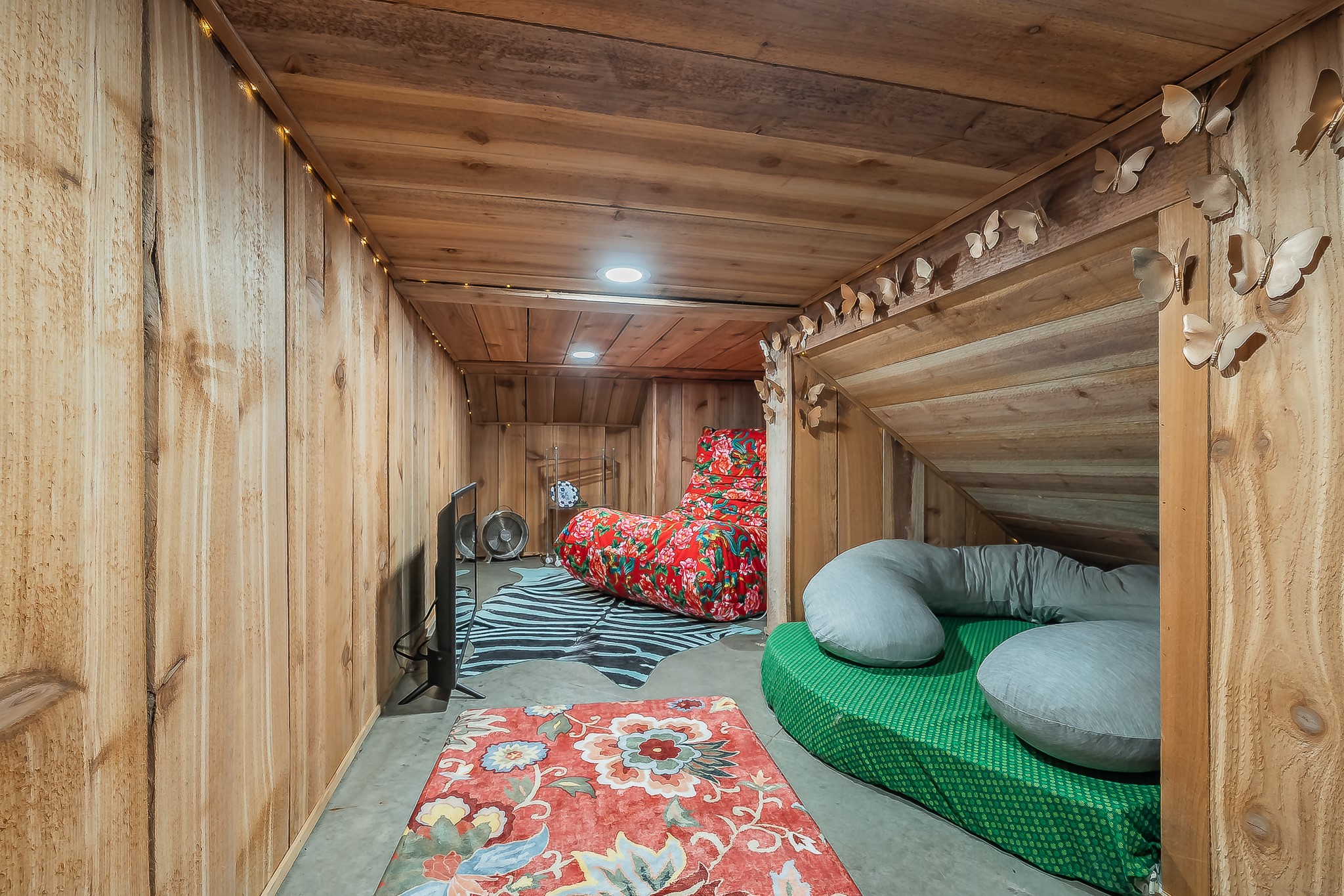 3911 Gilbert Avenue G