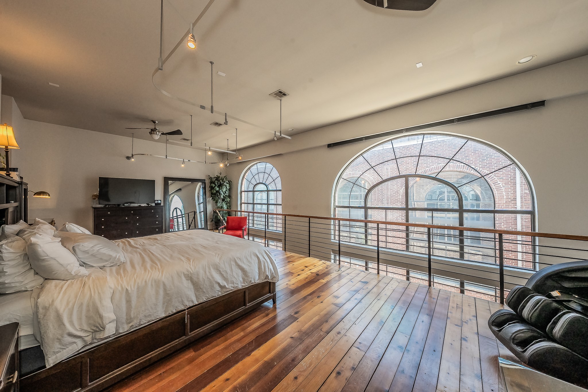 3911 Gilbert Avenue G