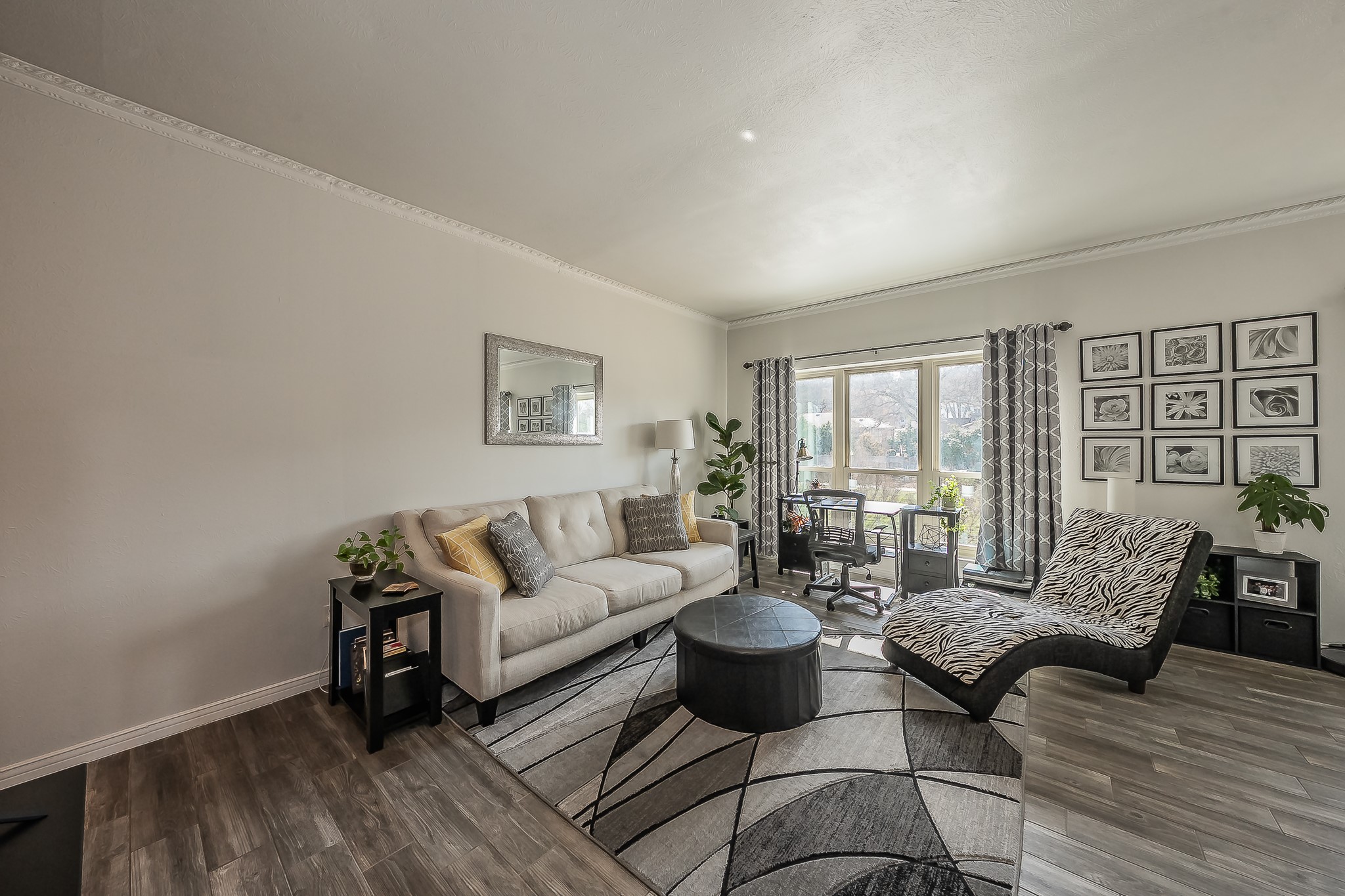 4415 Bellaire Drive S 203S