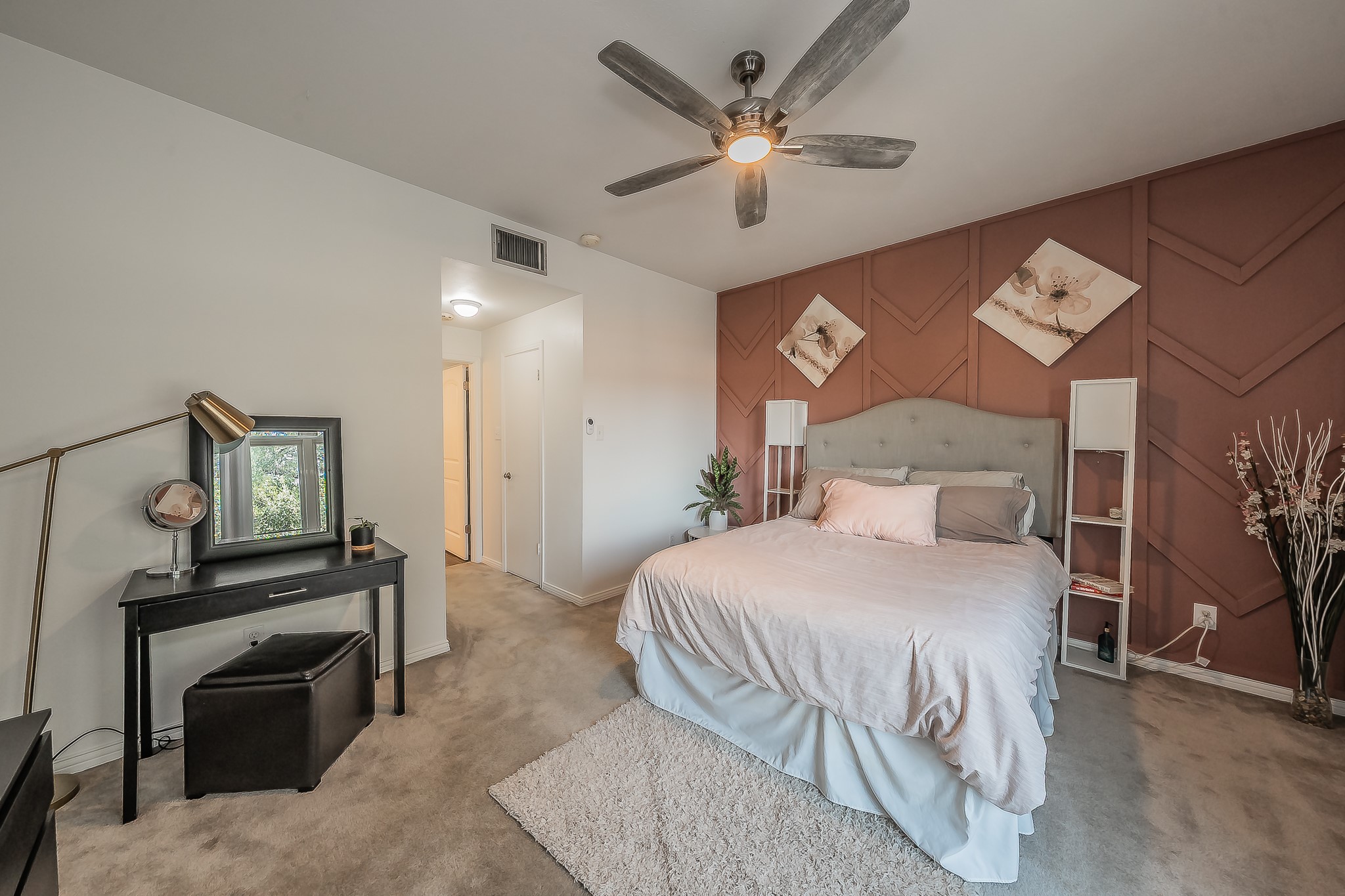 4415 Bellaire Drive S 203S