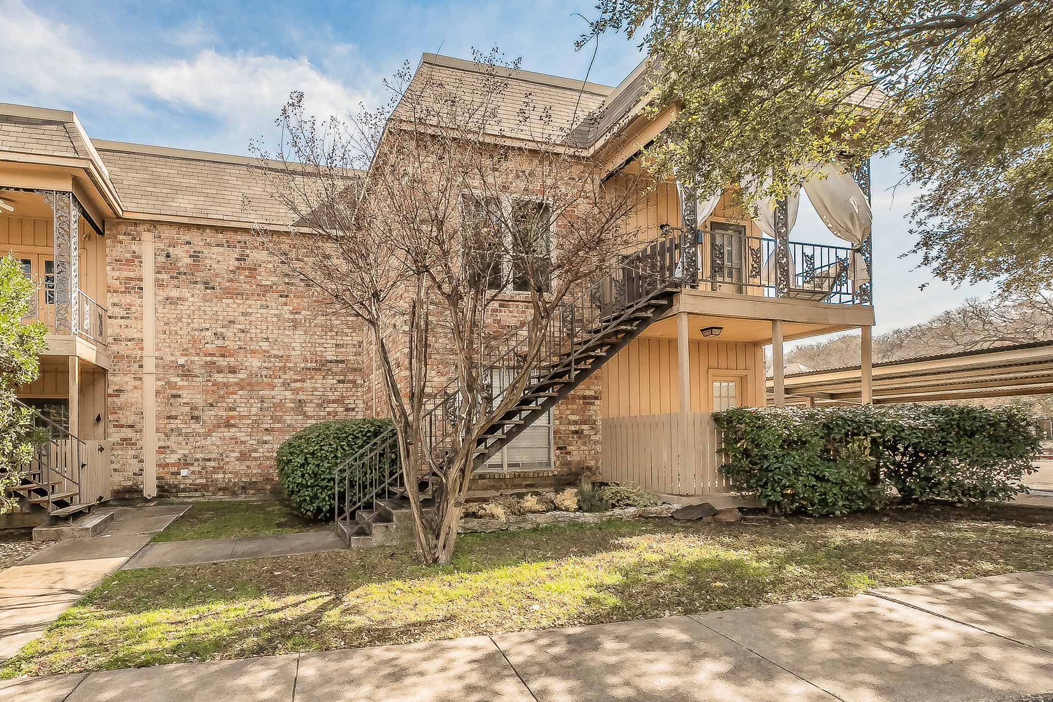 4415 Bellaire Drive S 203S