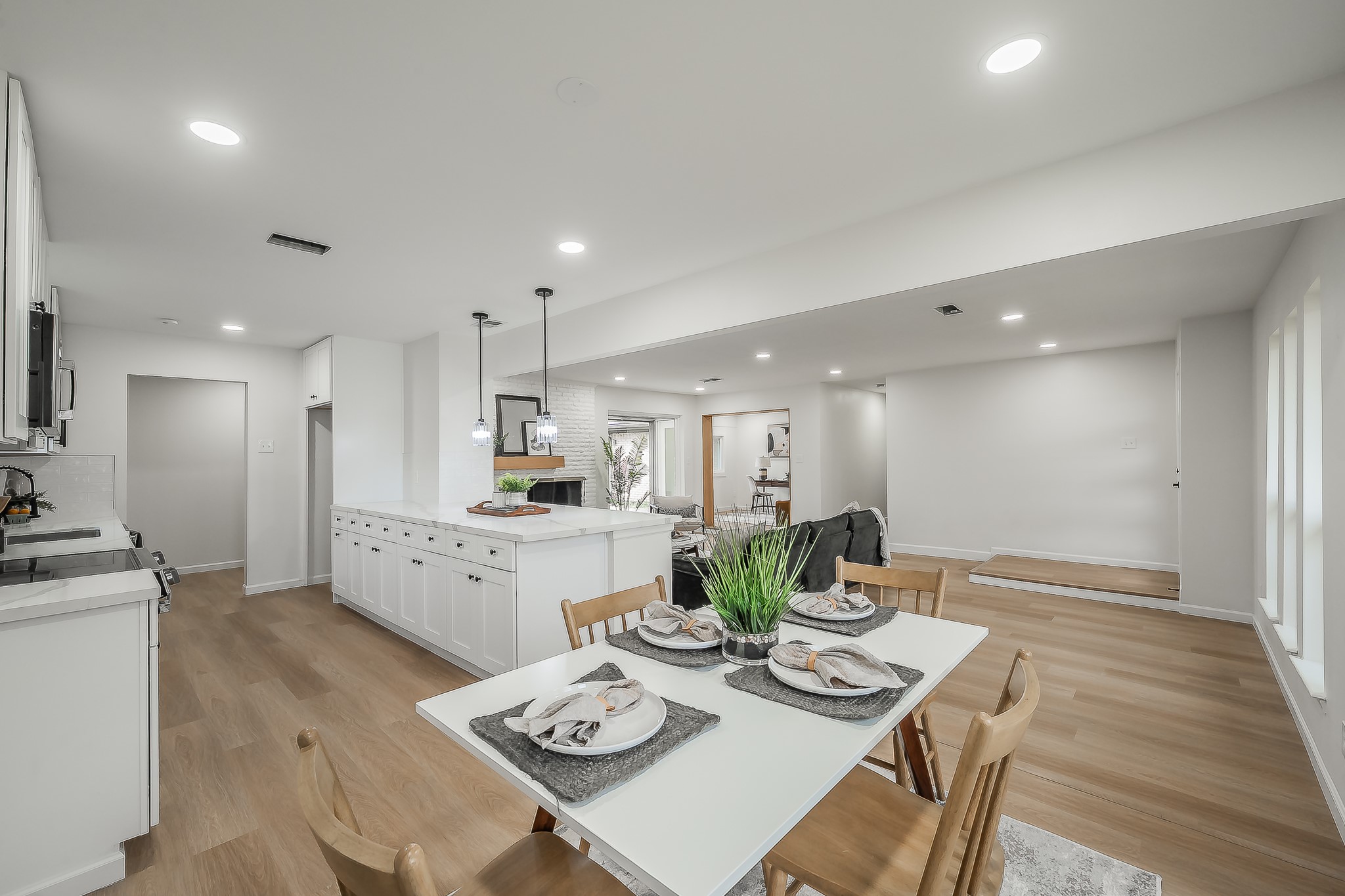 13551 Rawhide Parkway