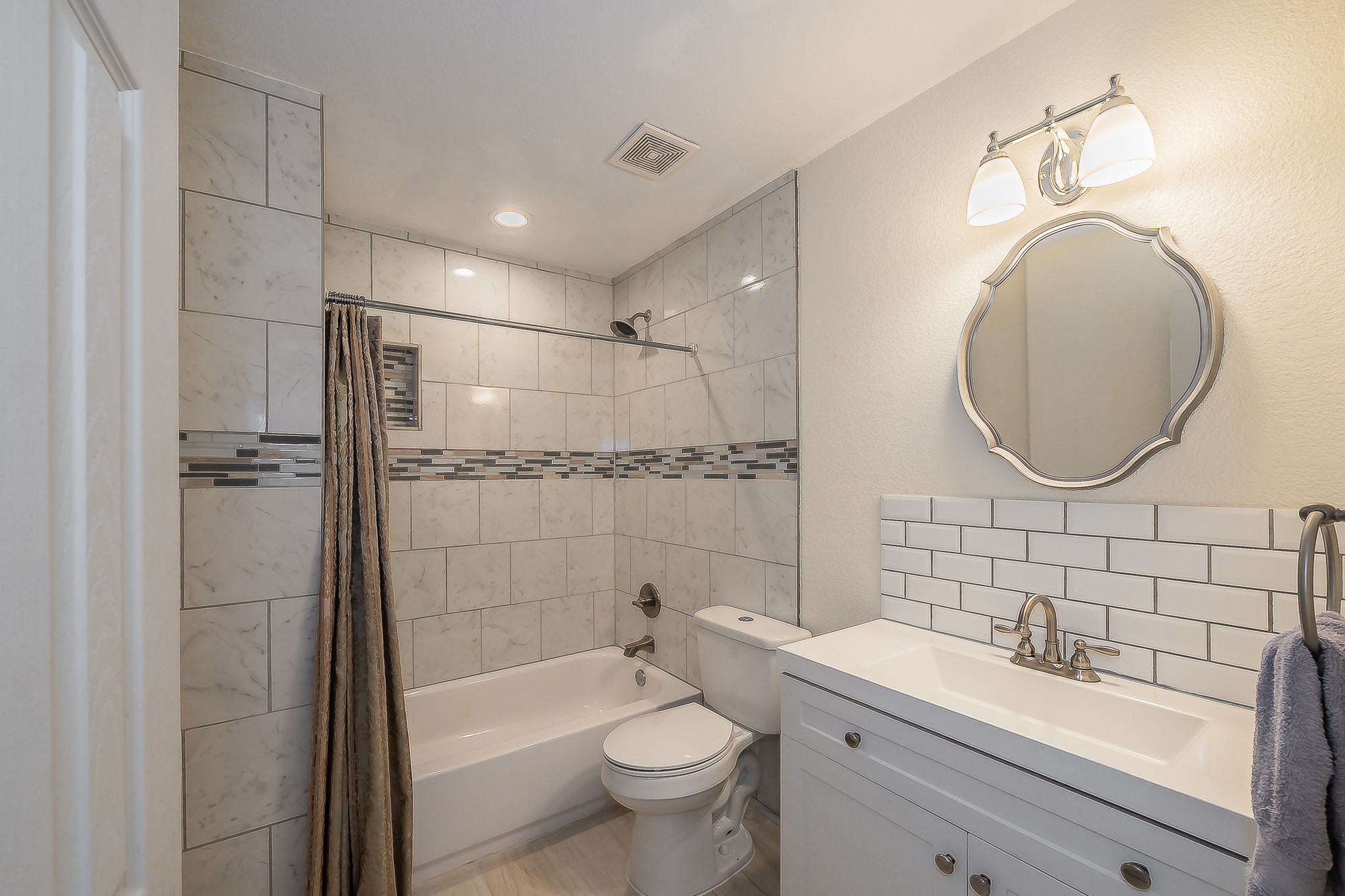 906 N Wilhite Street