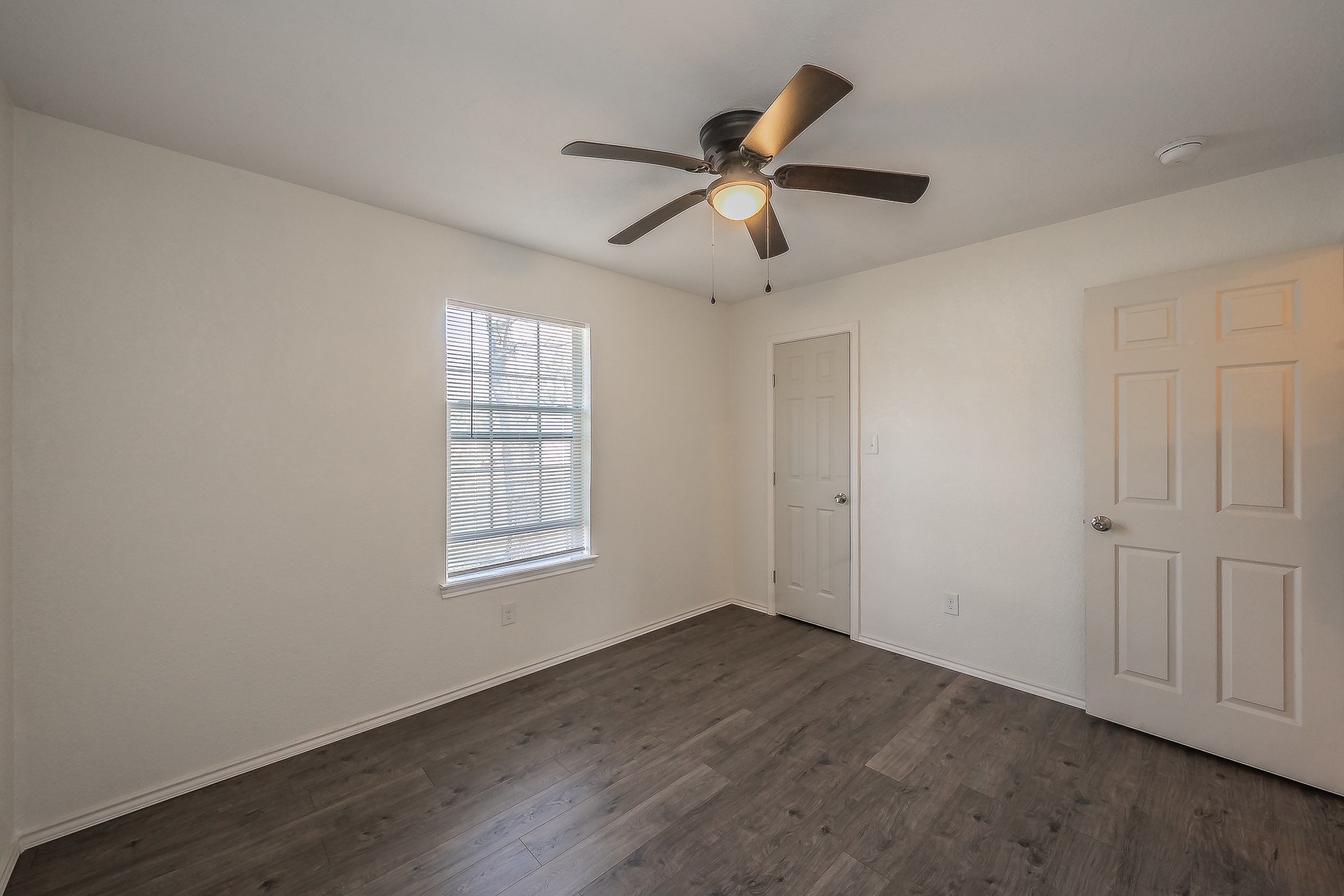 906 N Wilhite Street