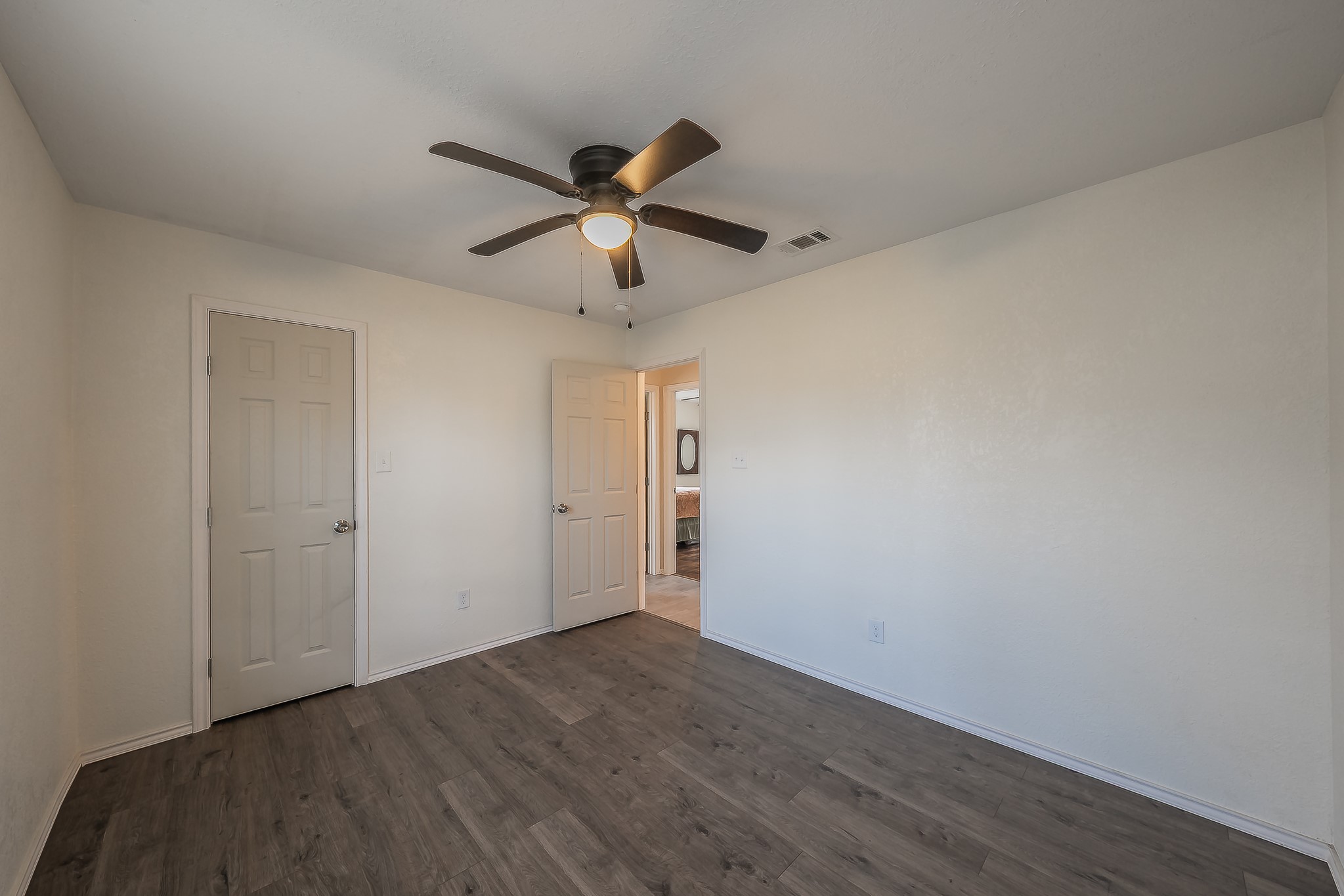 906 N Wilhite Street