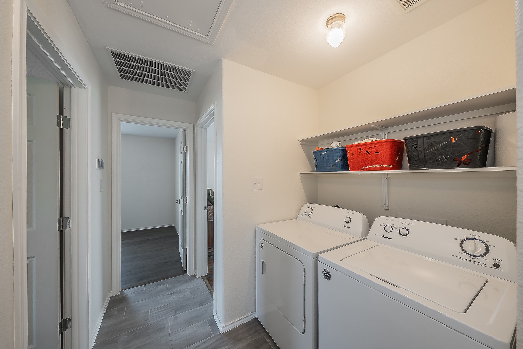 906 N Wilhite Street