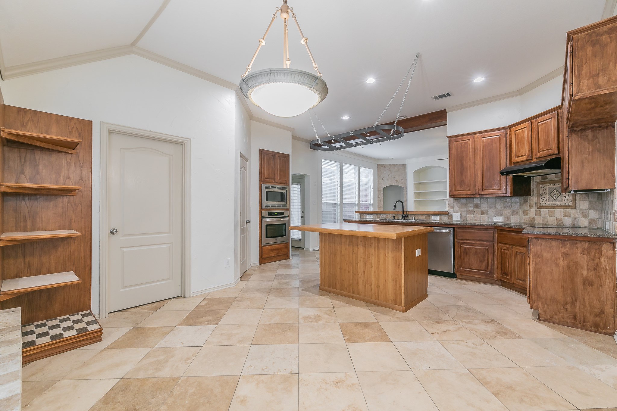 4633 Baldwin Lane