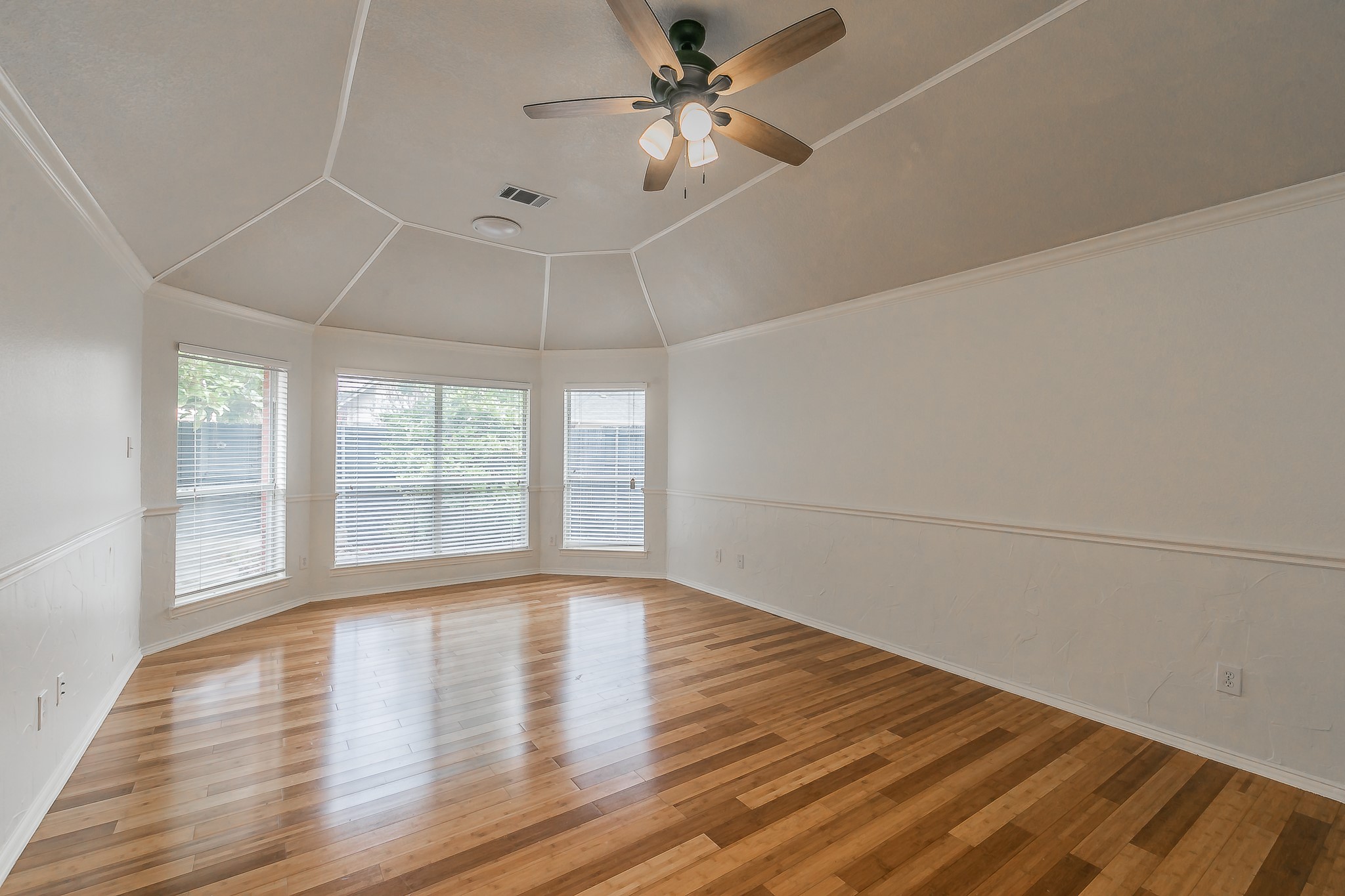 4633 Baldwin Lane