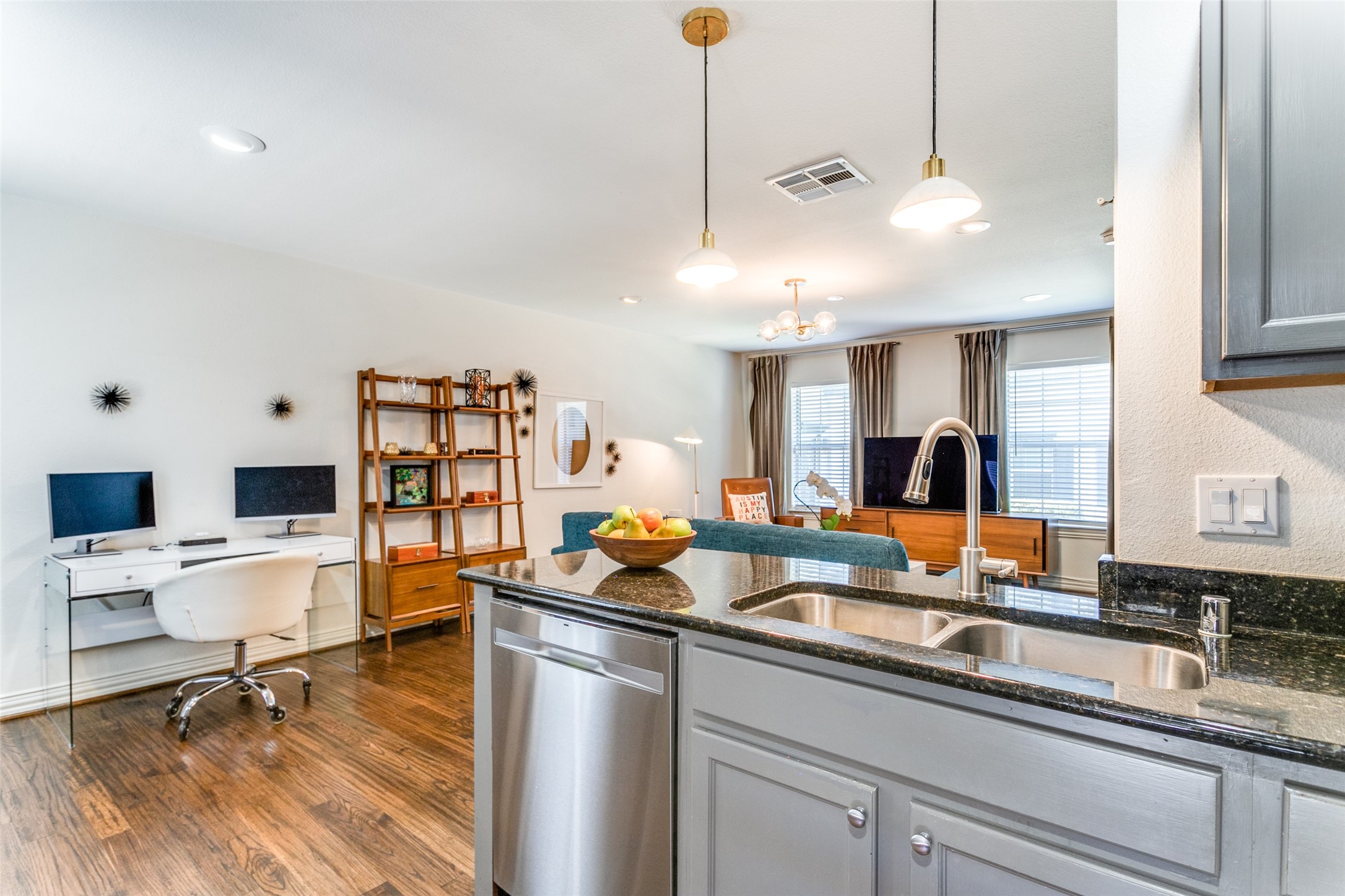 4727 Bradford Drive 4727B