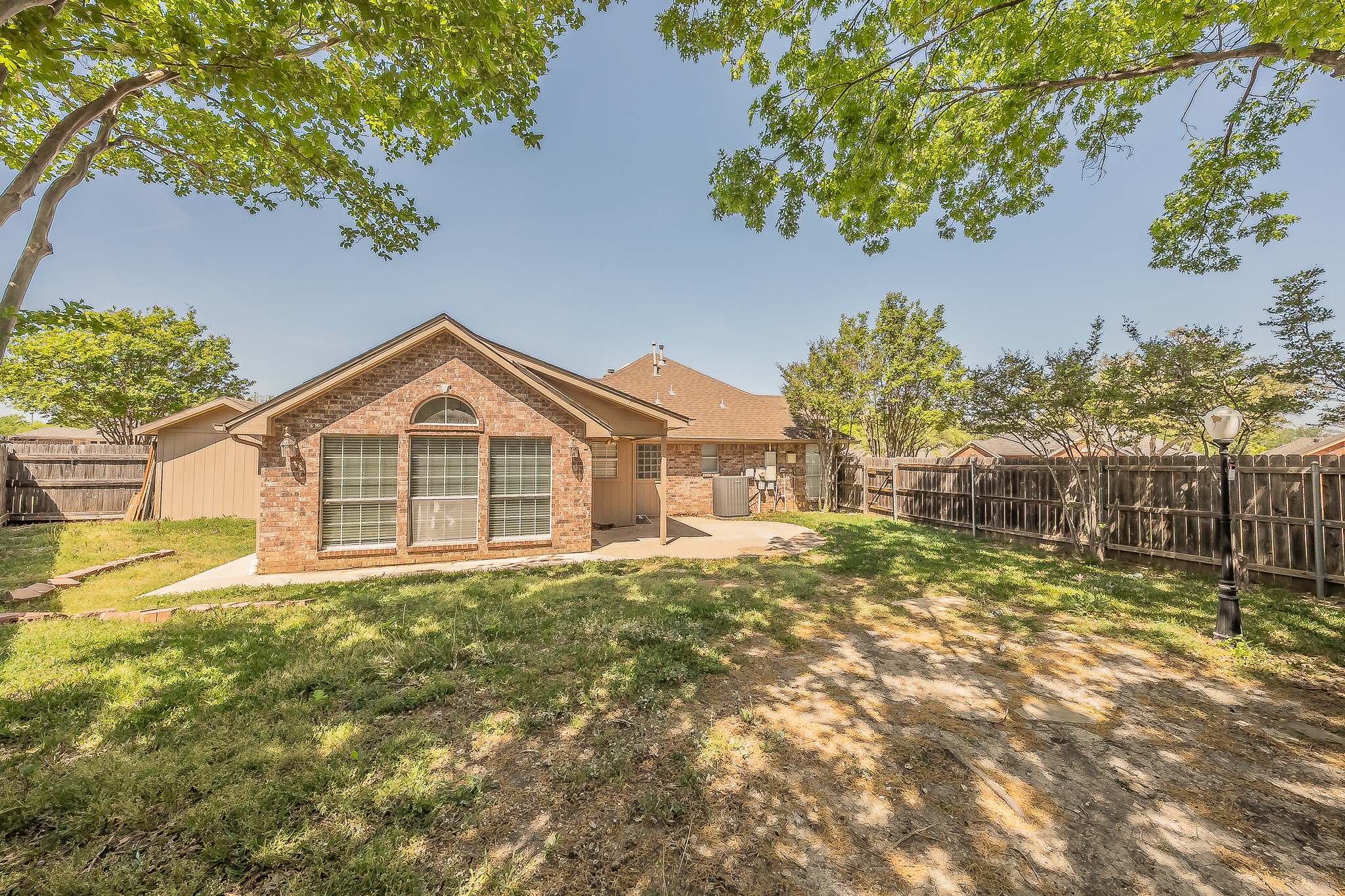 728 W Park Drive