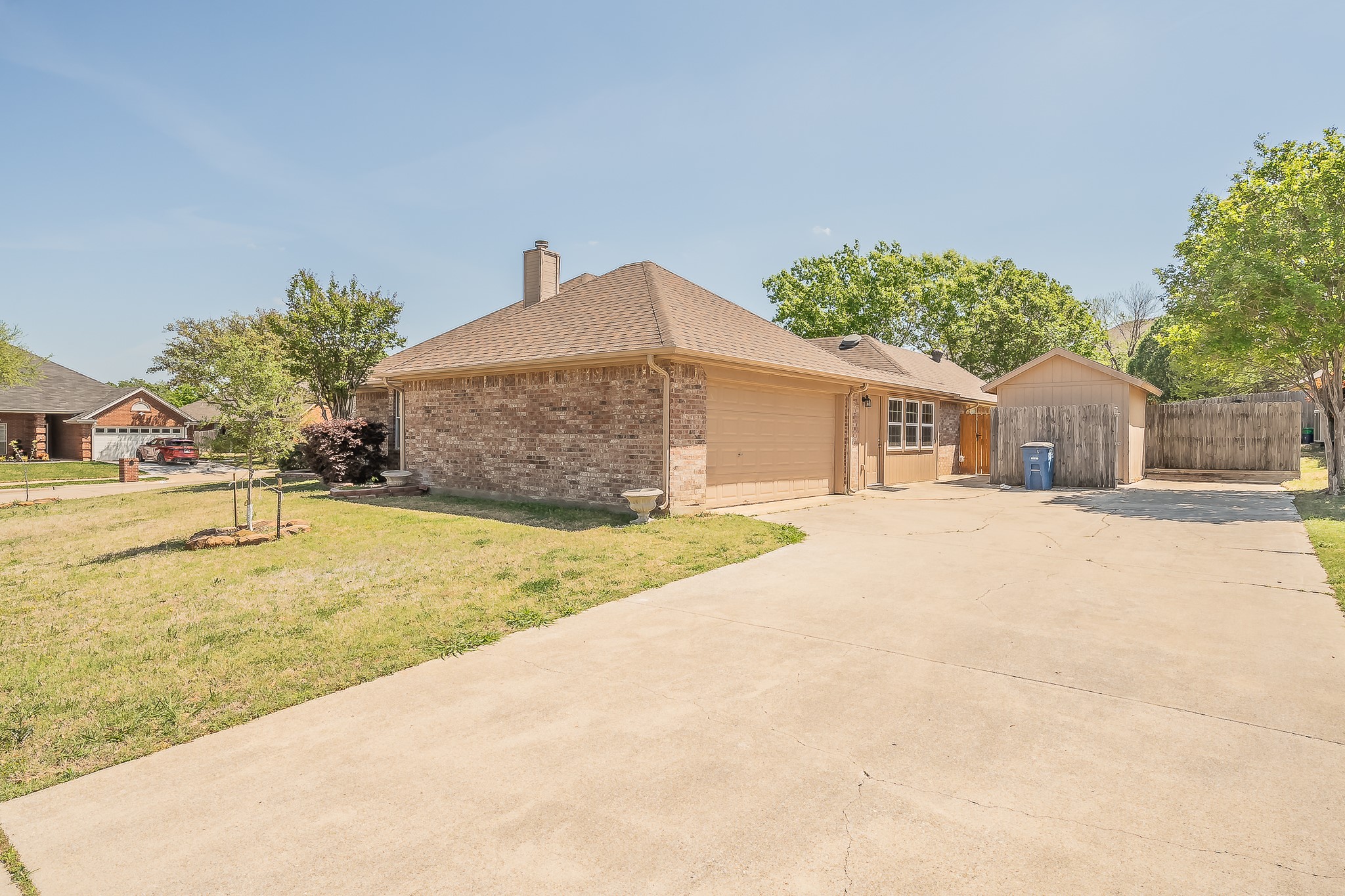 728 W Park Drive