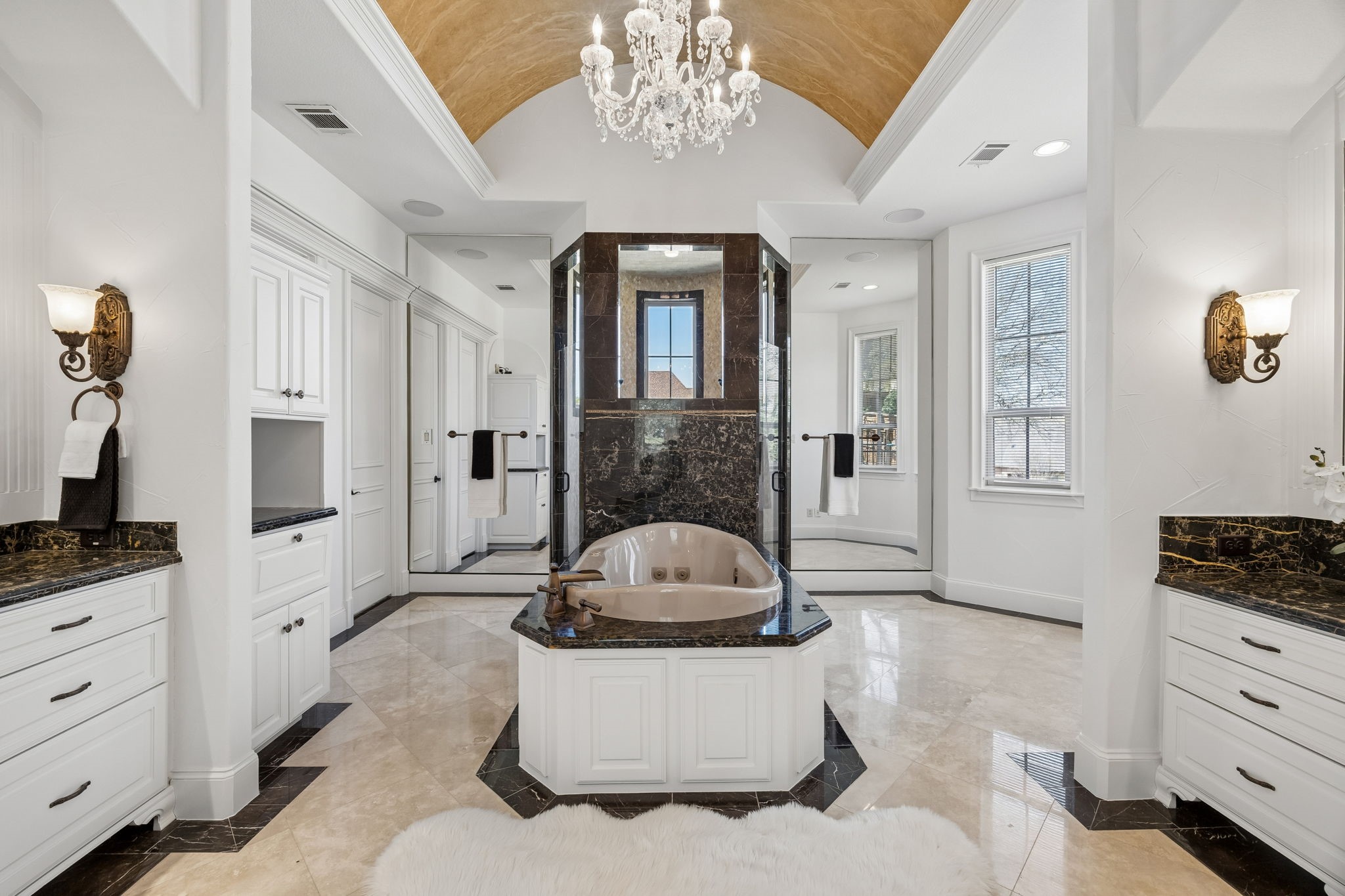 1613 Buckingham Drive