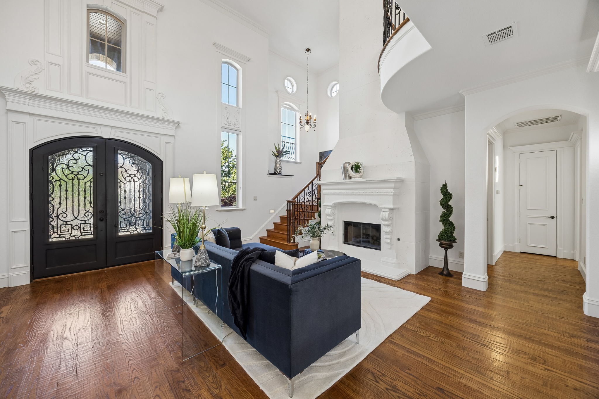 1613 Buckingham Drive