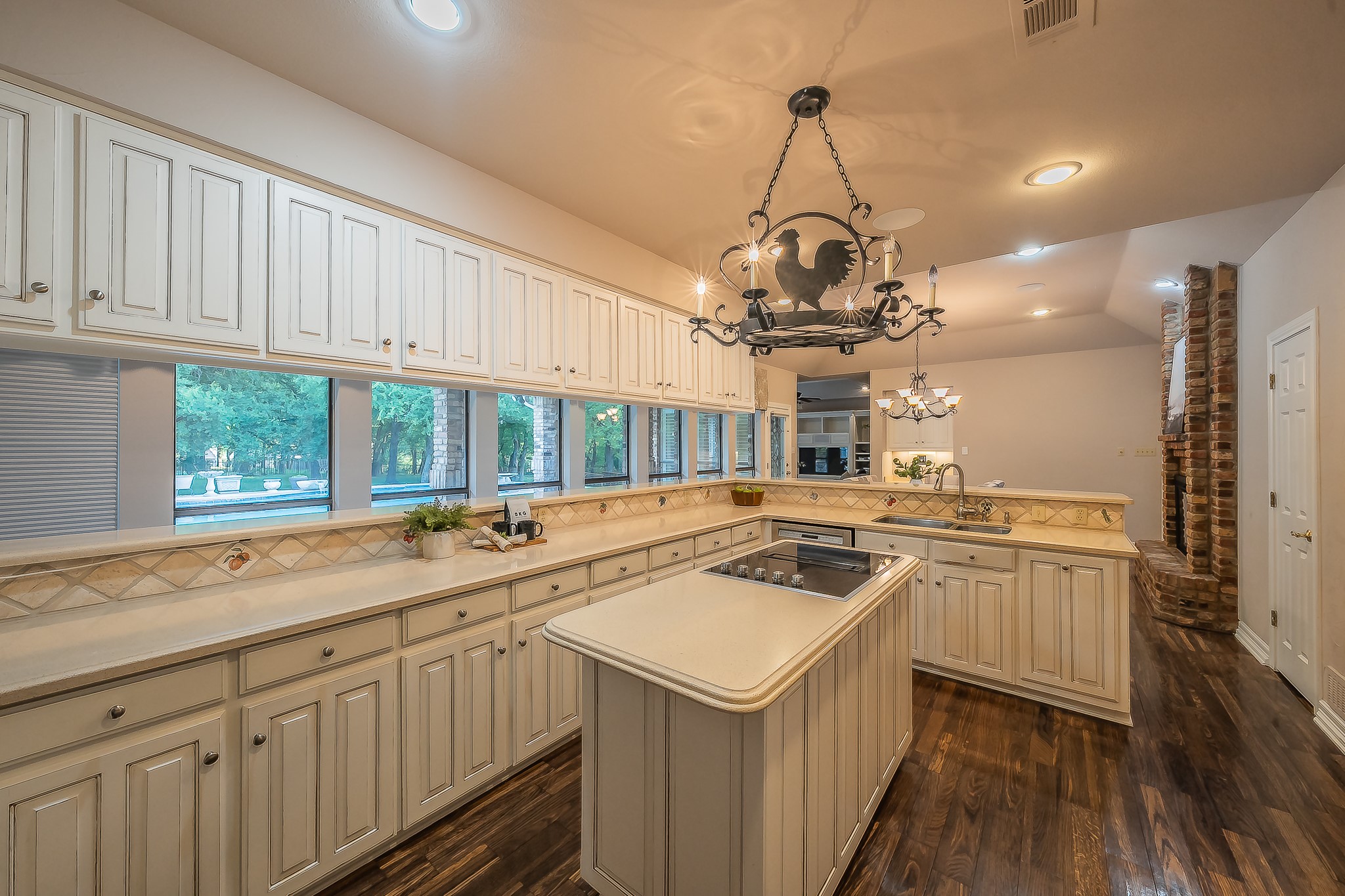 2908 Oak Trail Court