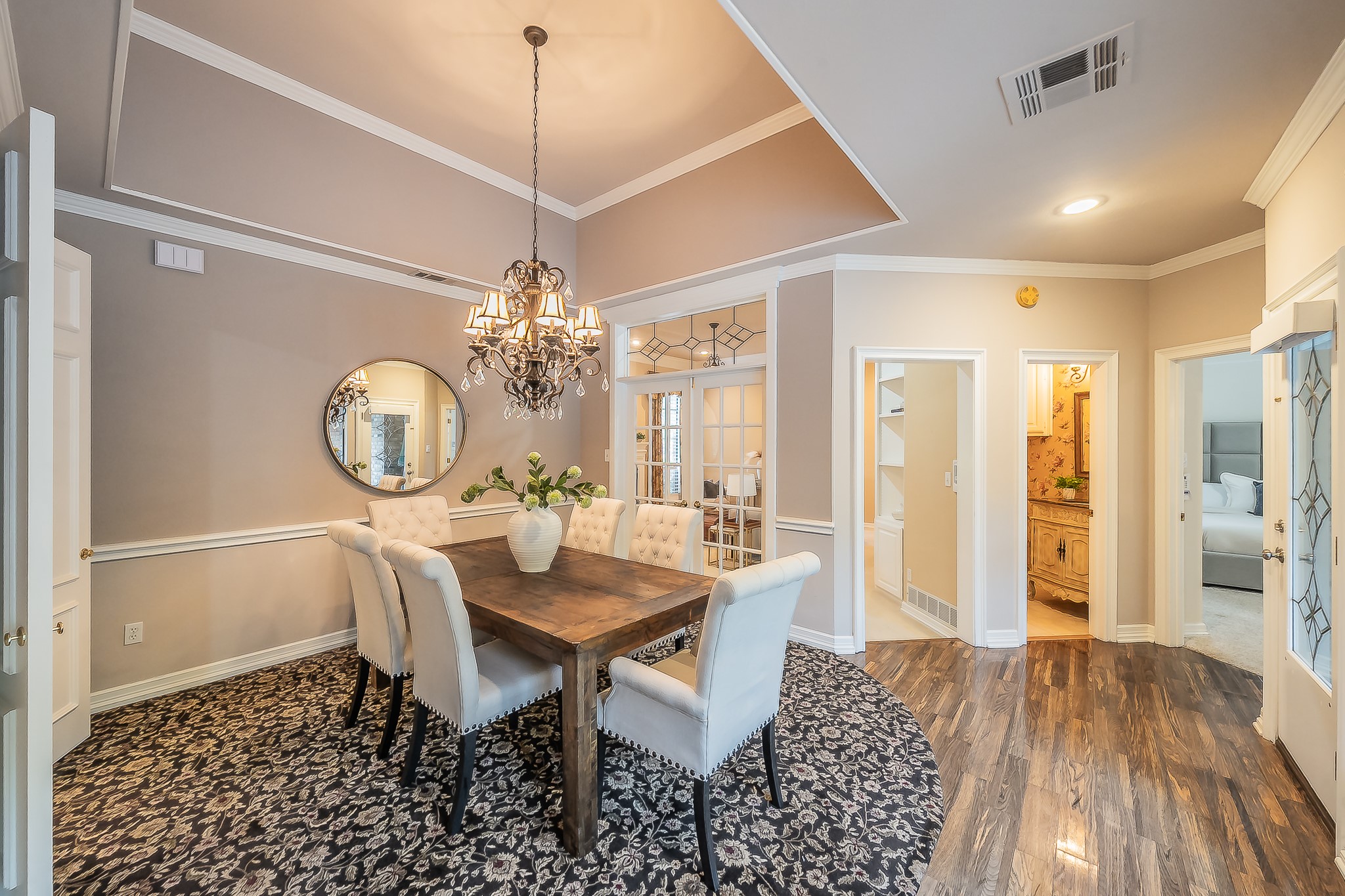 2908 Oak Trail Court