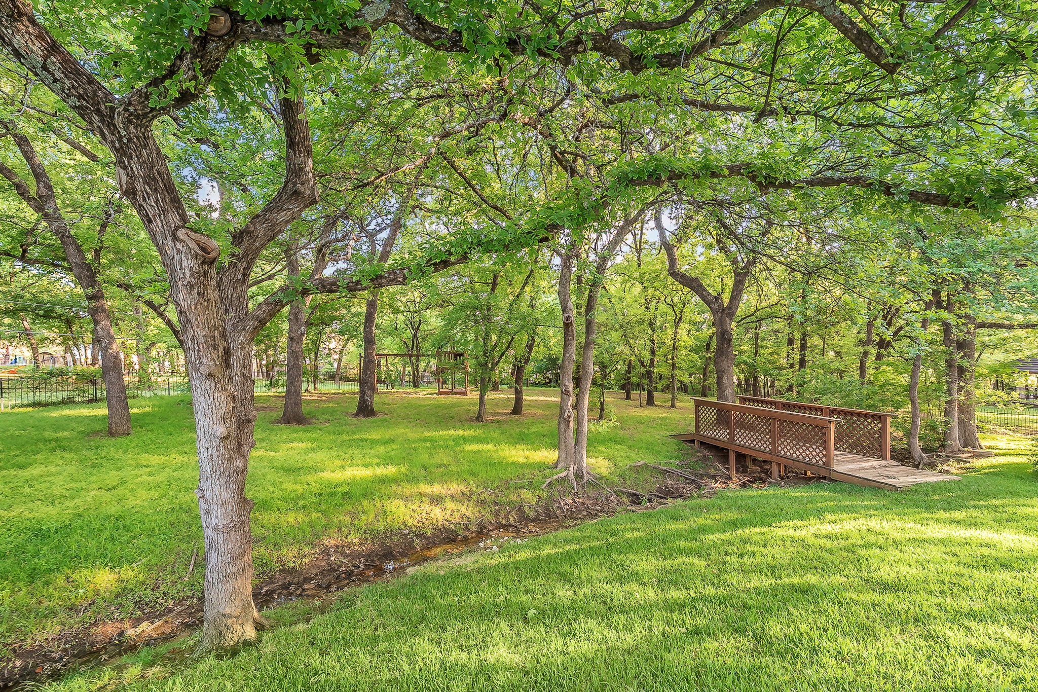 2908 Oak Trail Court