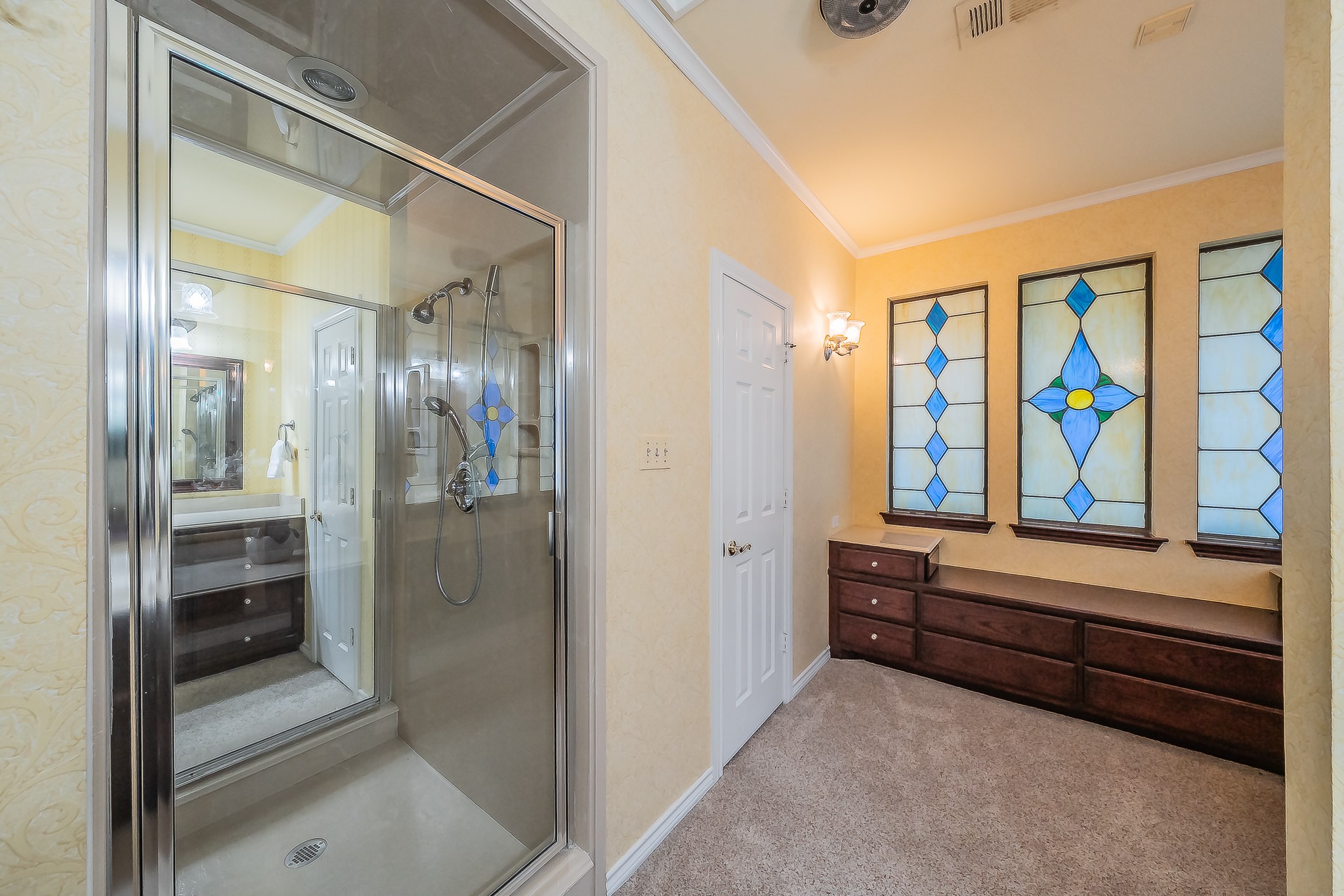 2908 Oak Trail Court