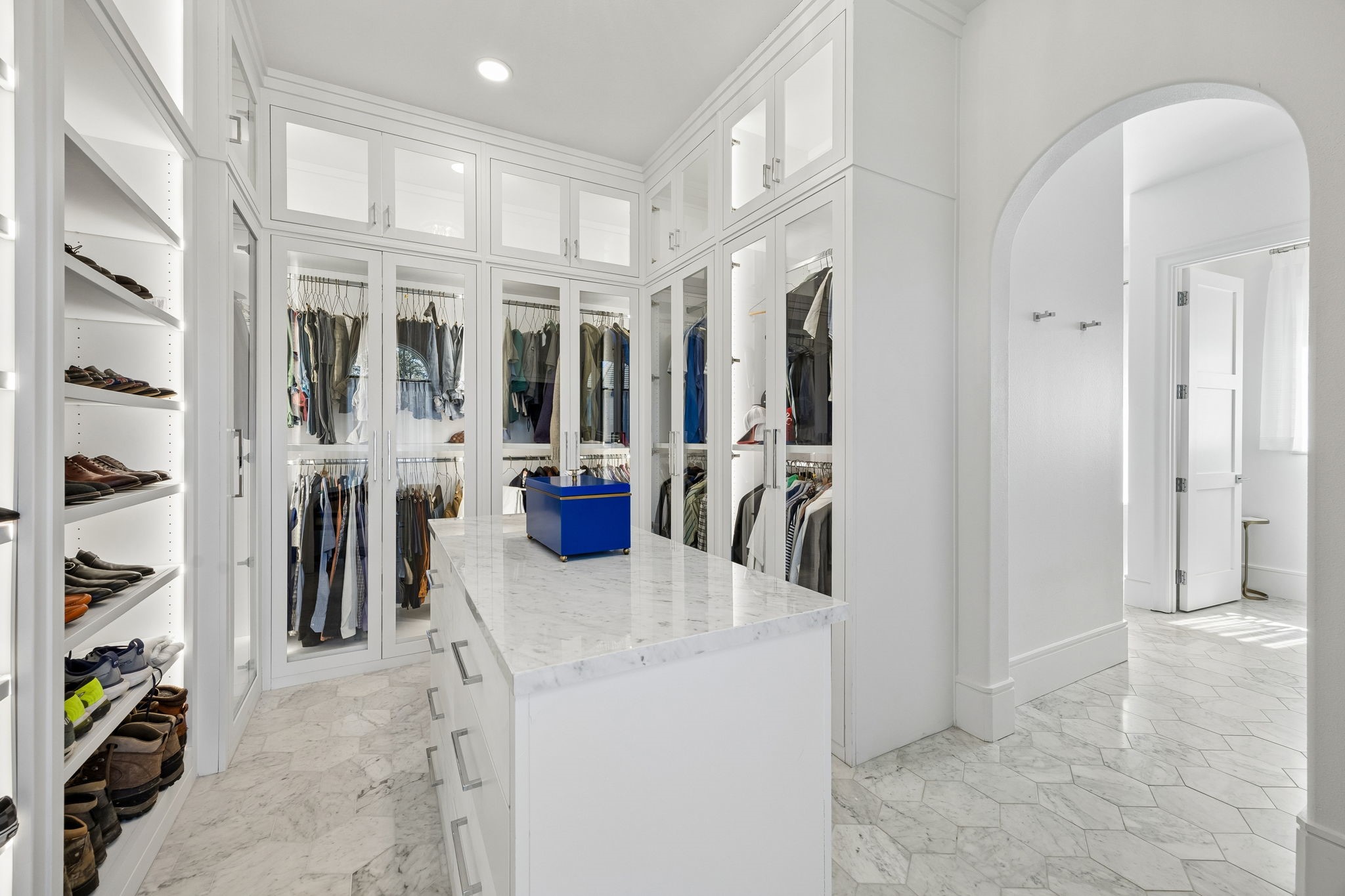 5301 Miramar Lane