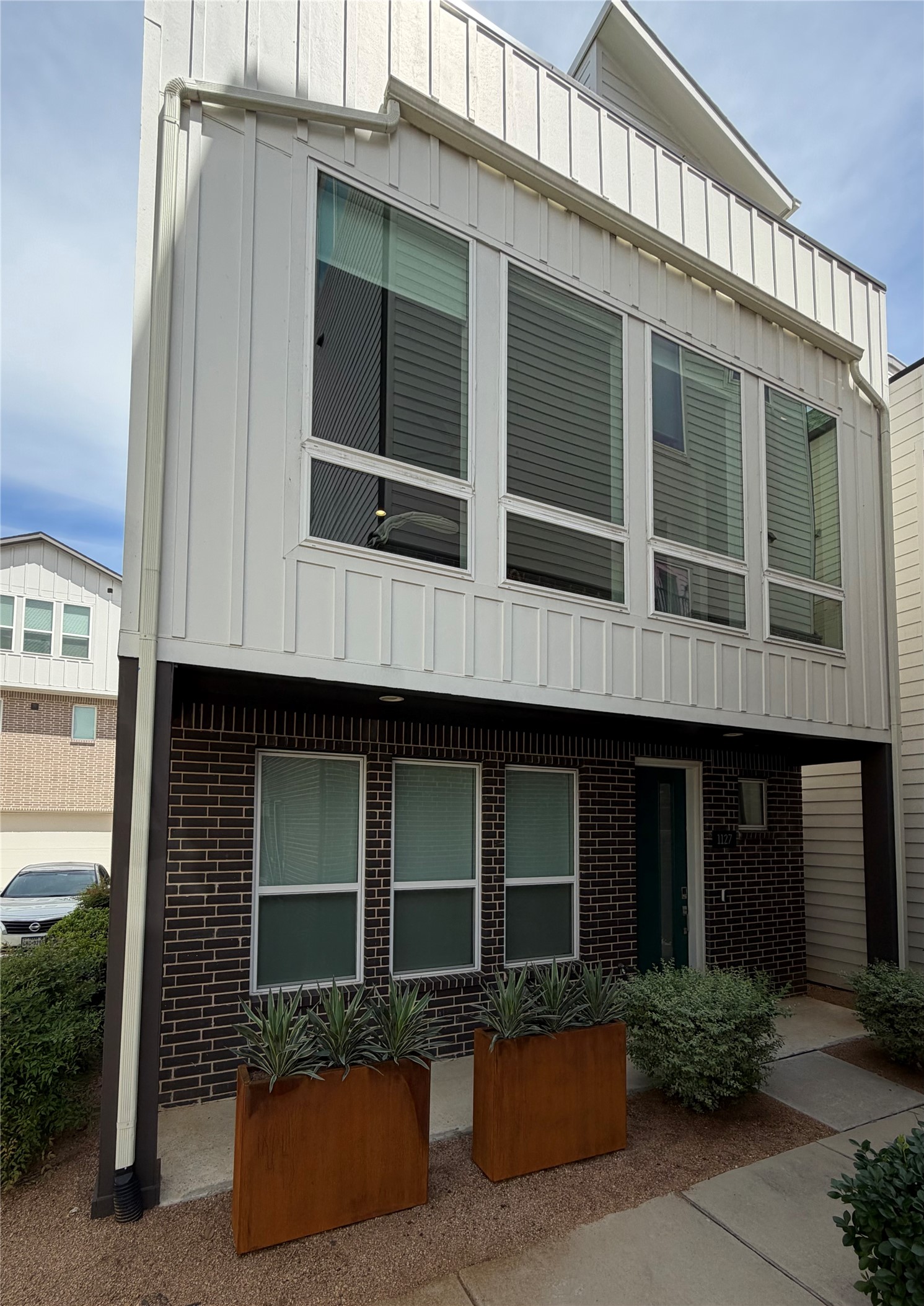 1127 Lavender Ridge