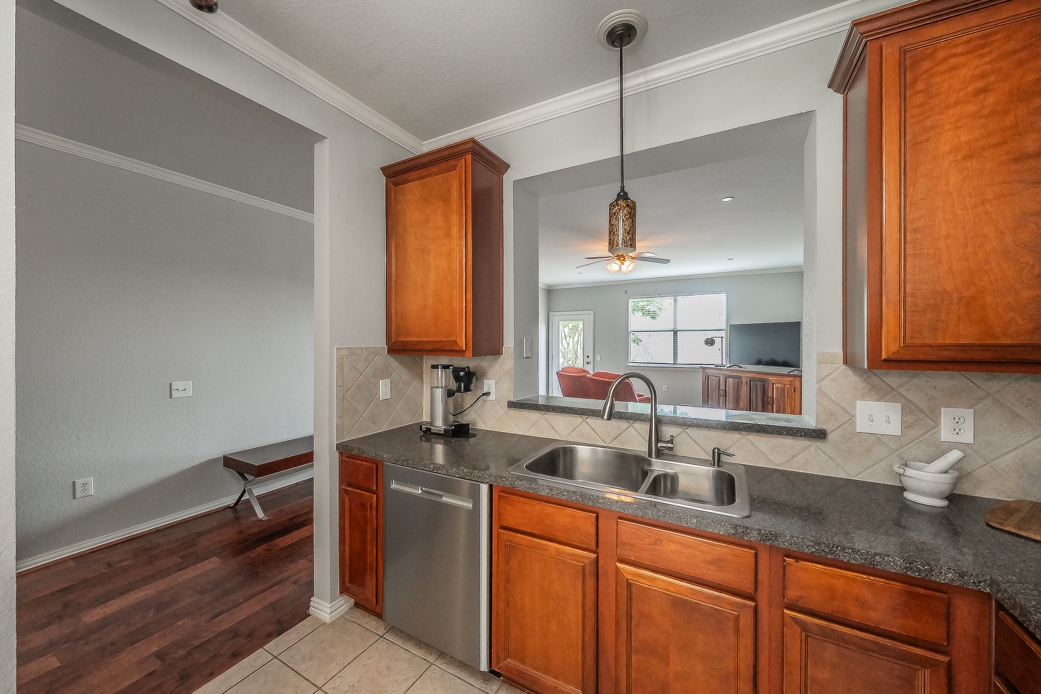 7253 Bianca Lane