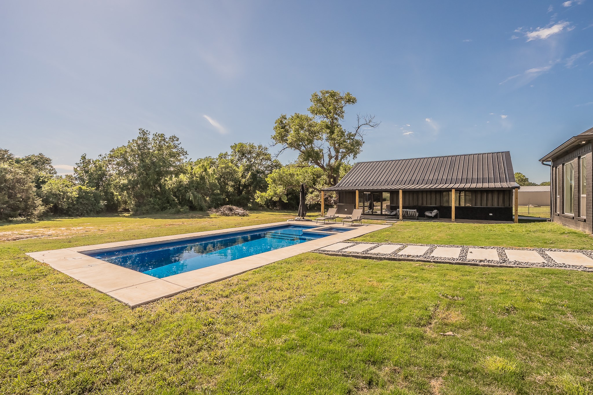 505 N Saddle Horn Court