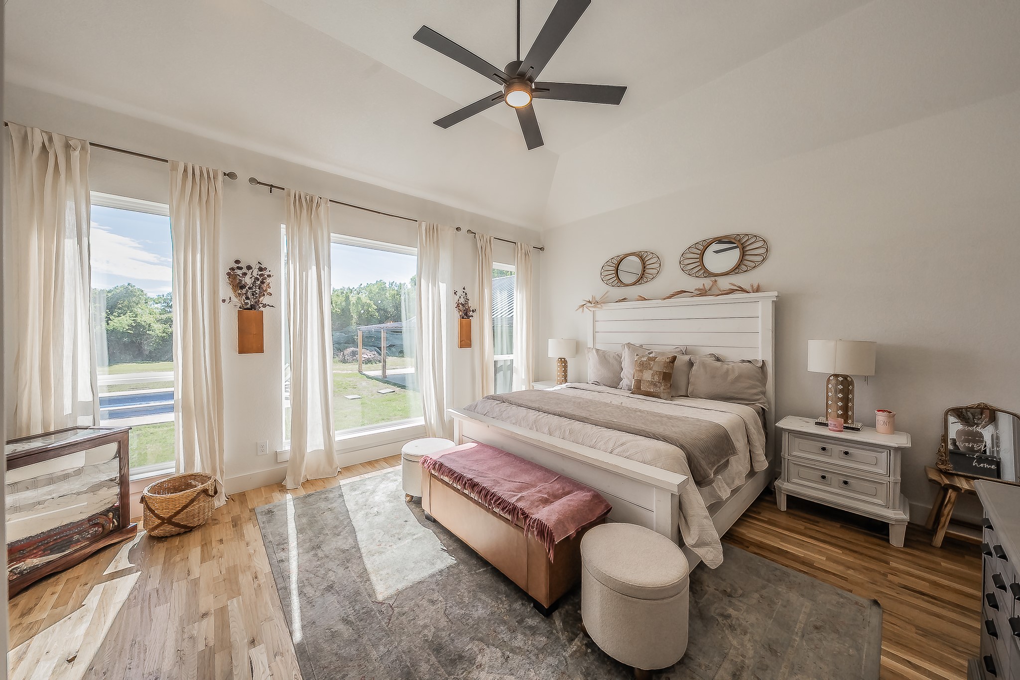 505 N Saddle Horn Court