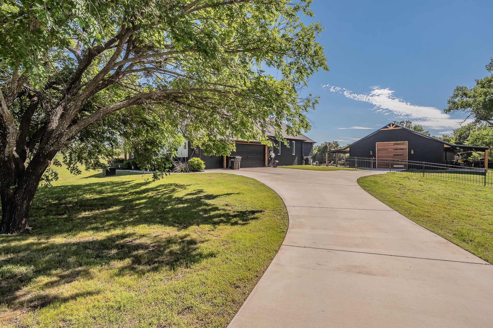 505 N Saddle Horn Court
