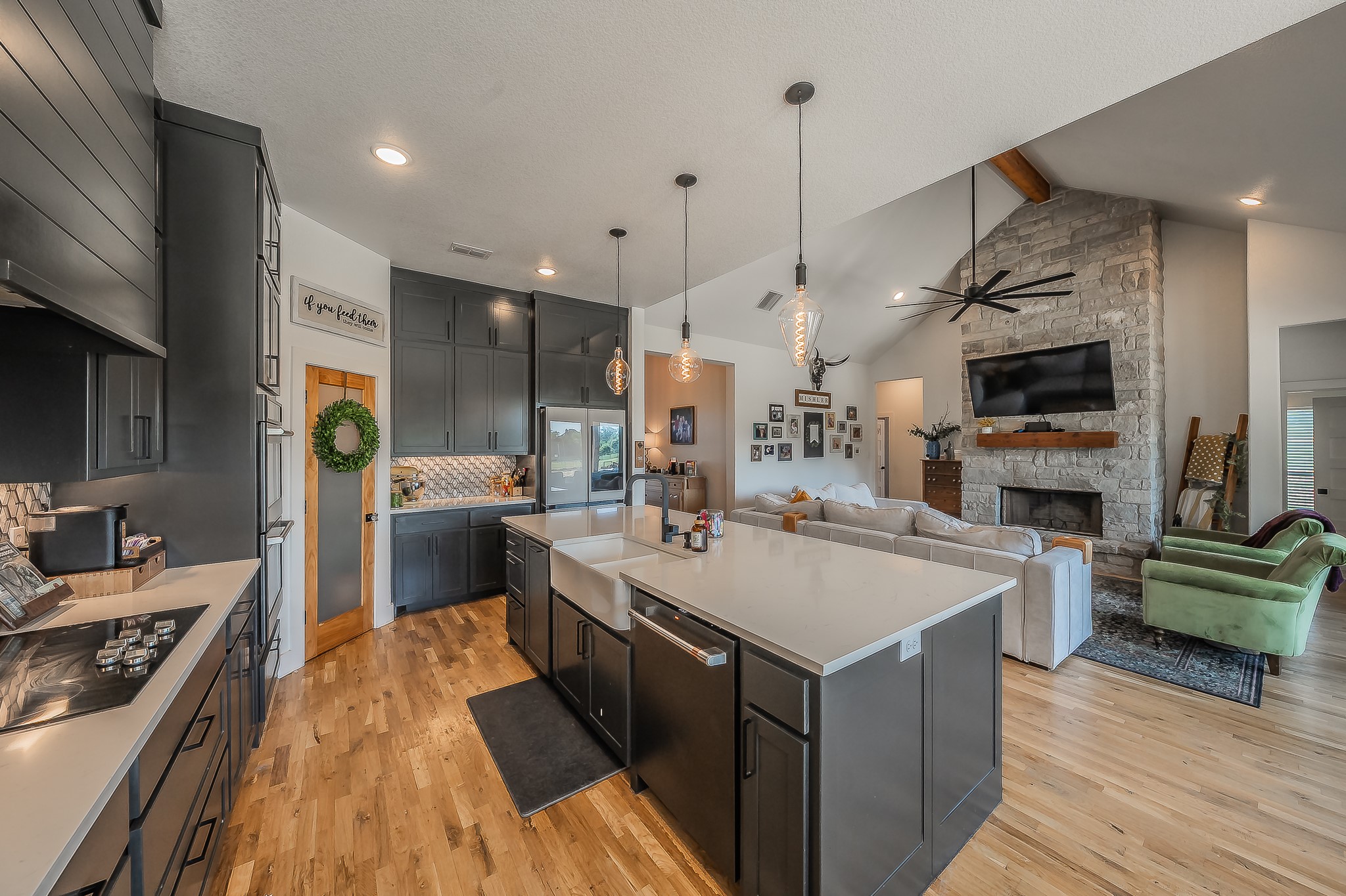 505 N Saddle Horn Court