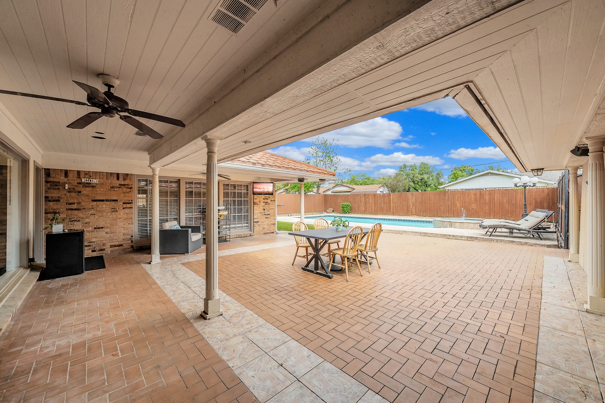 5801 Cedarcrest Drive