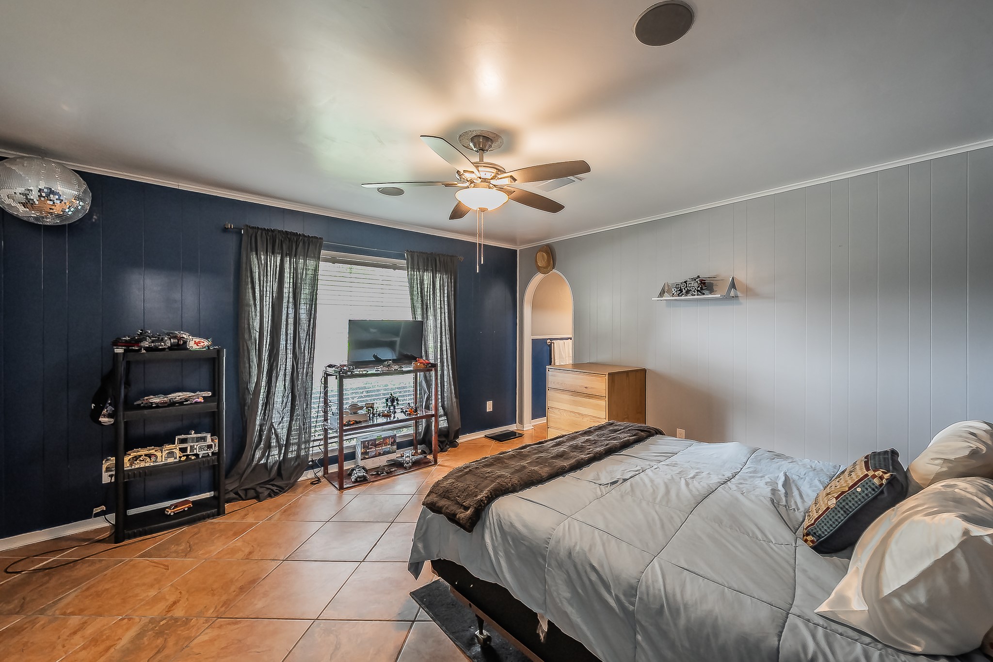 5801 Cedarcrest Drive
