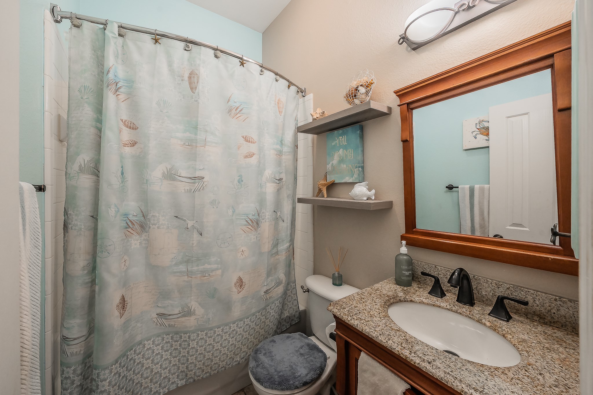 2215 Red Hawk Lane