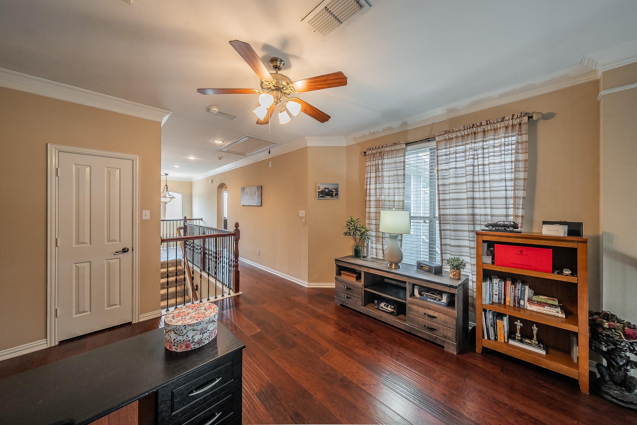2215 Red Hawk Lane