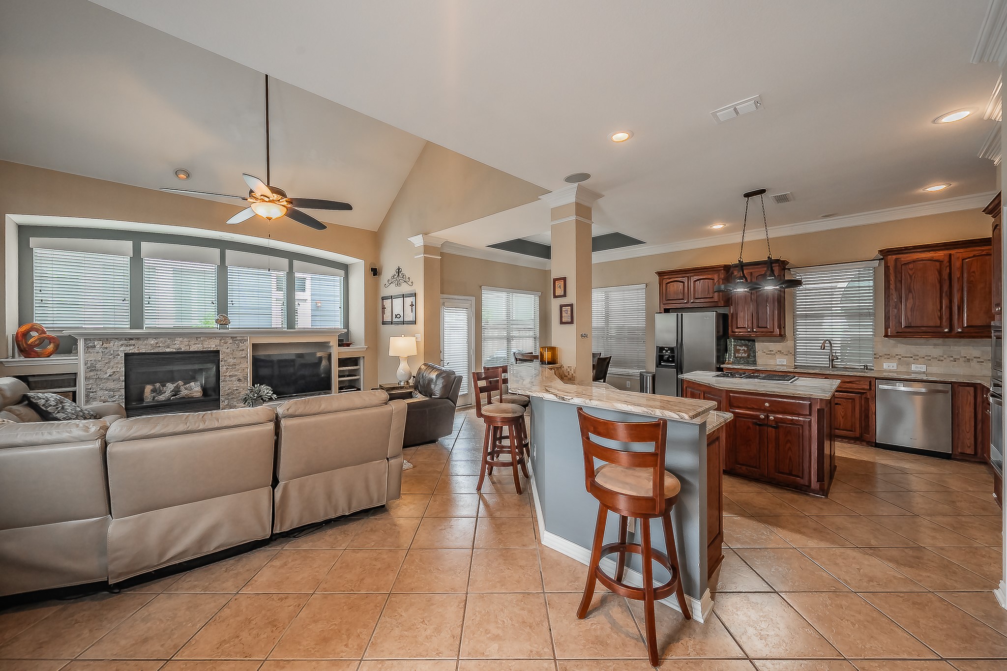 2215 Red Hawk Lane