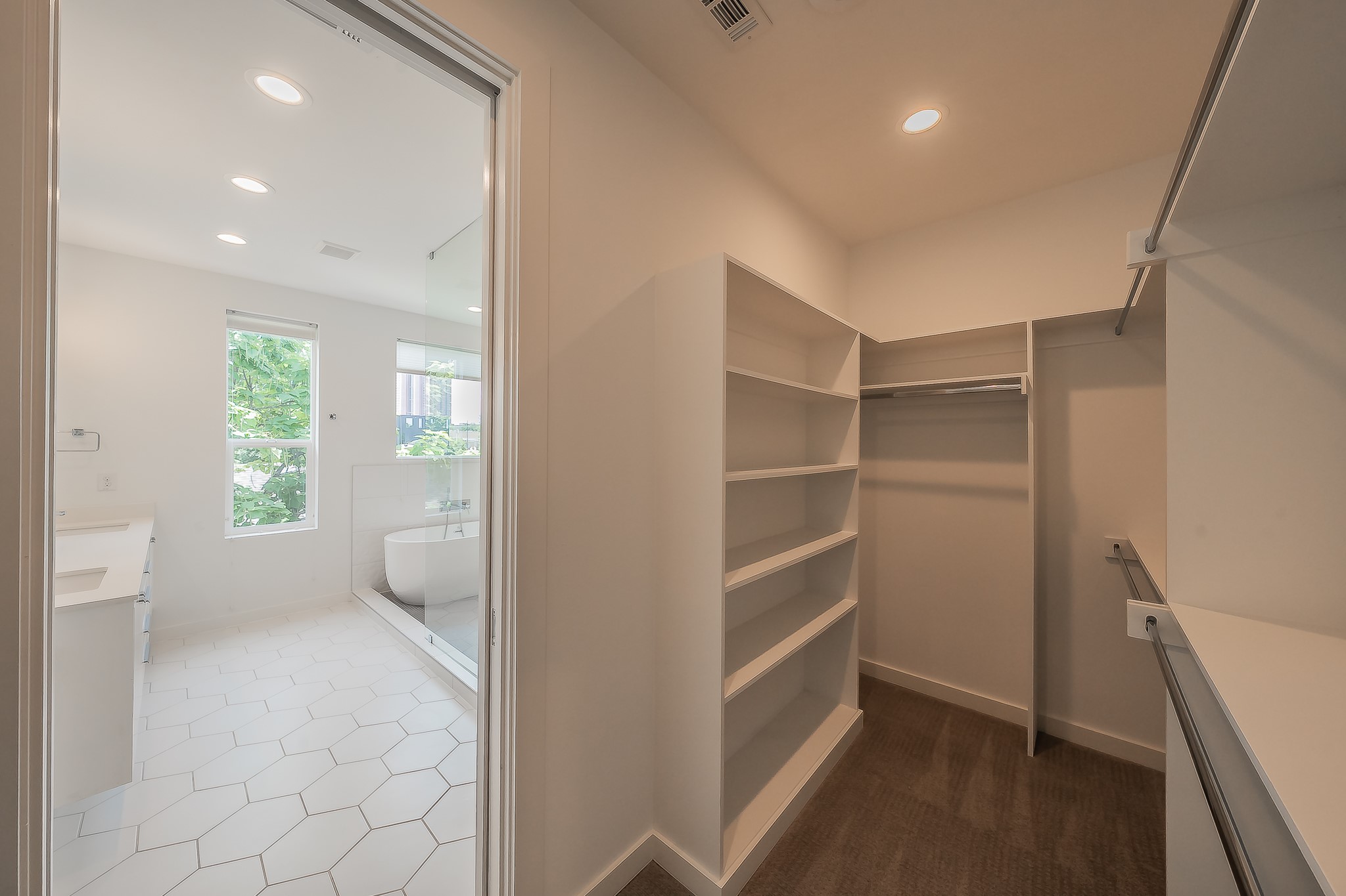 4602 Weldon Street