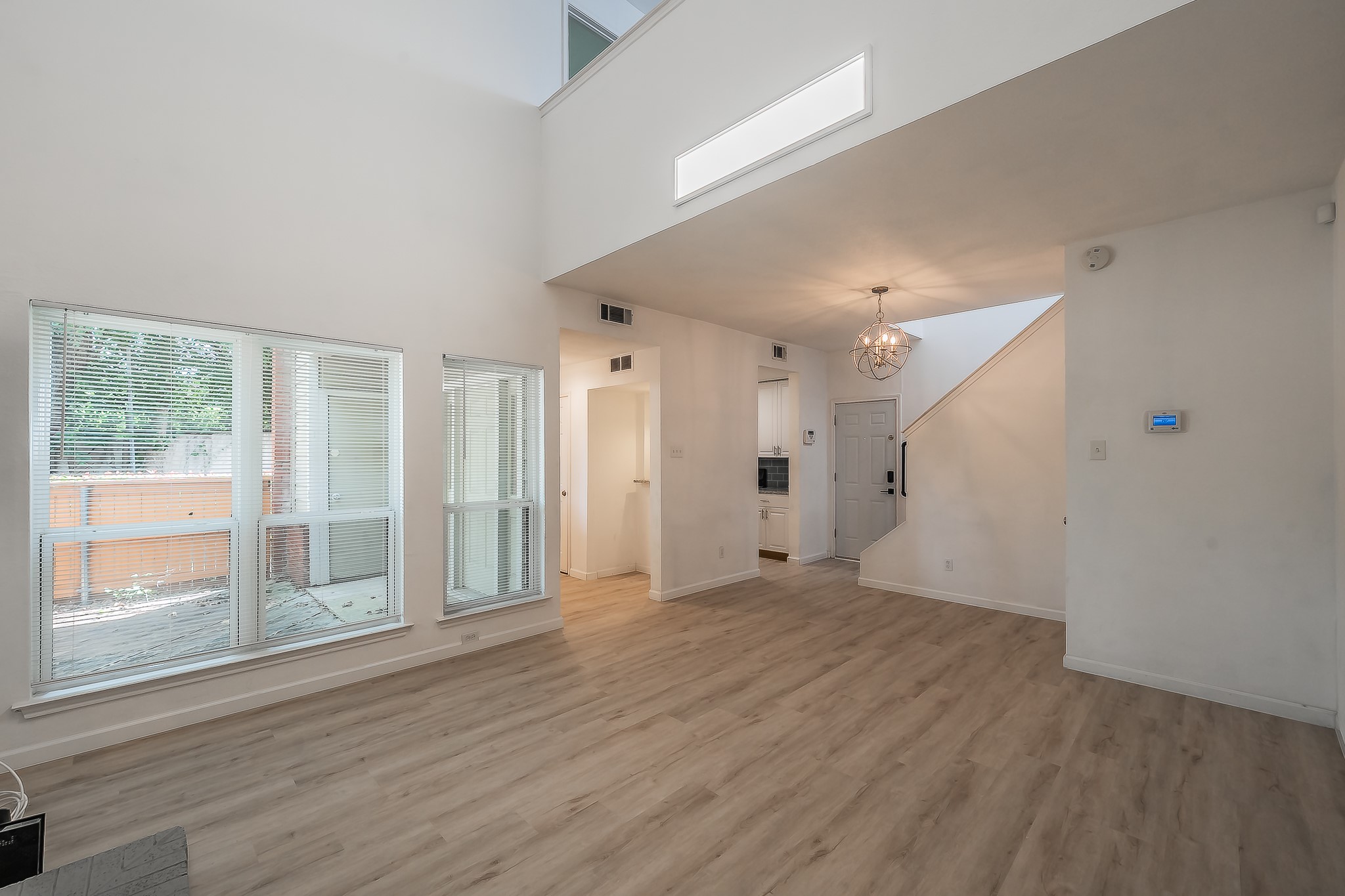 8404 Forest Lane 305