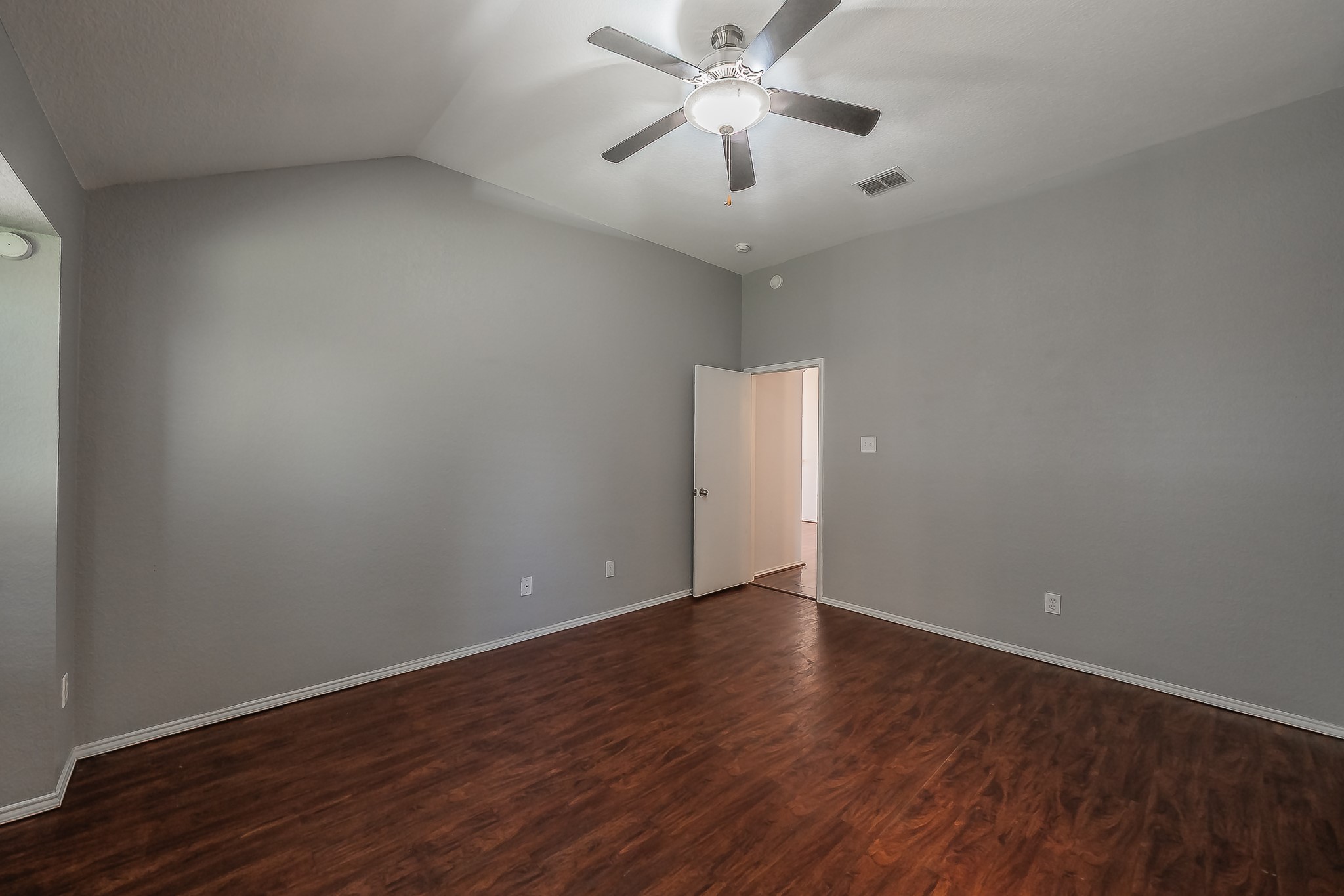10100 Cougar Trail