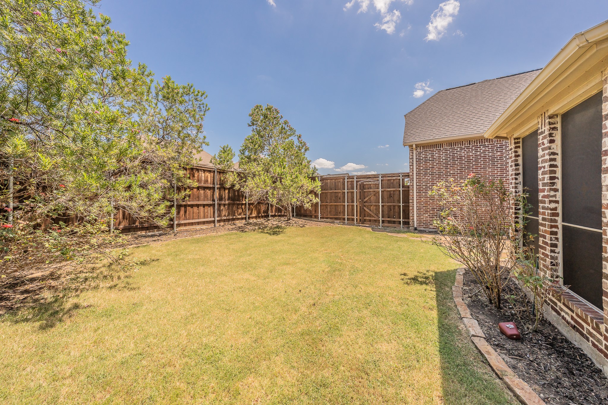 4542 Carraway Drive