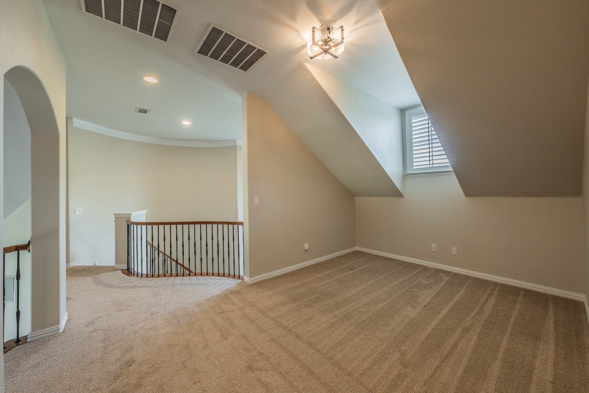 4542 Carraway Drive