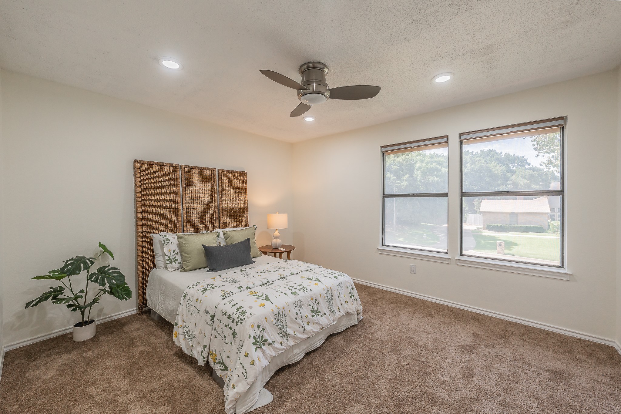 2709 Oak Trail Court