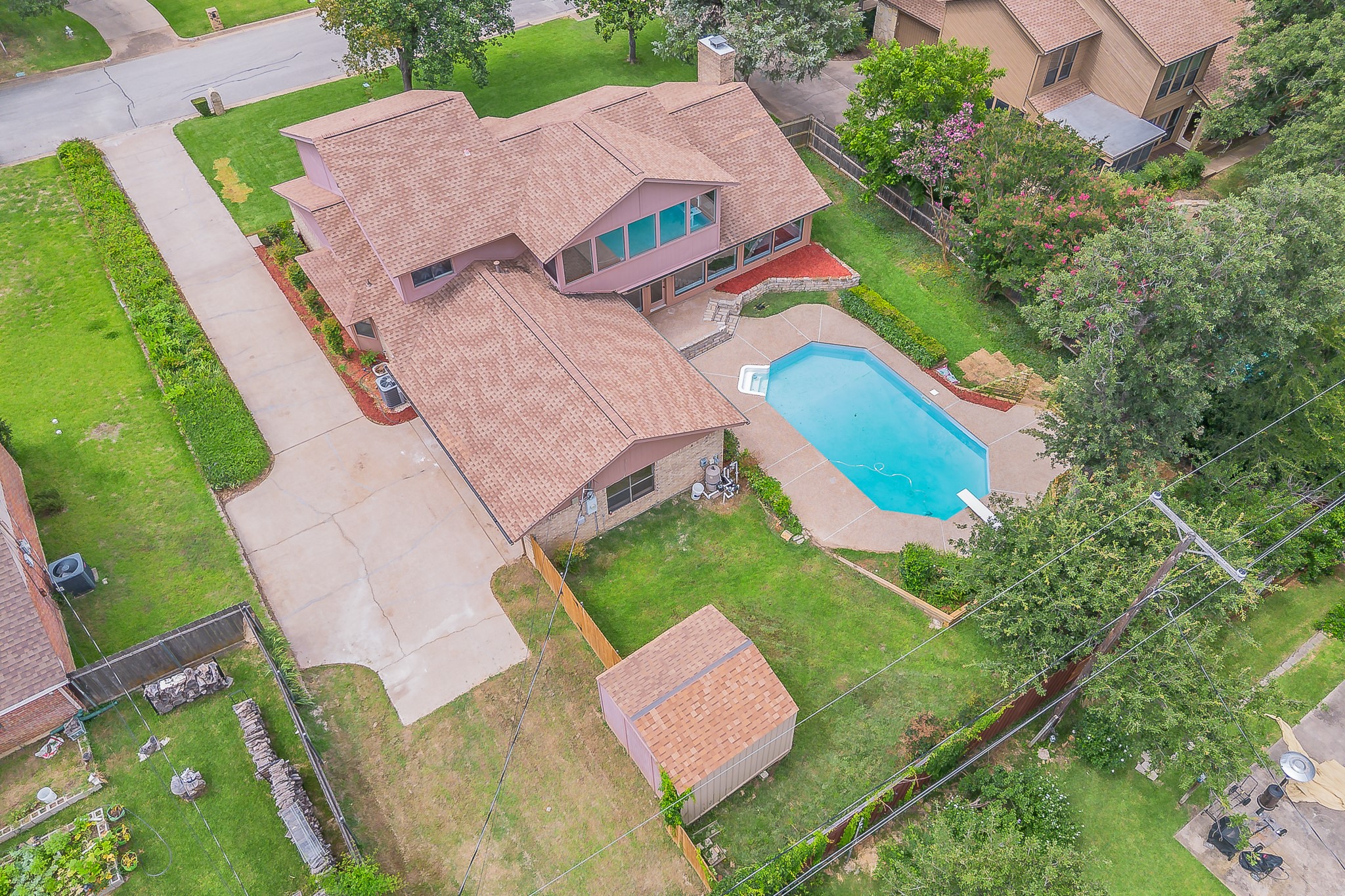 2709 Oak Trail Court