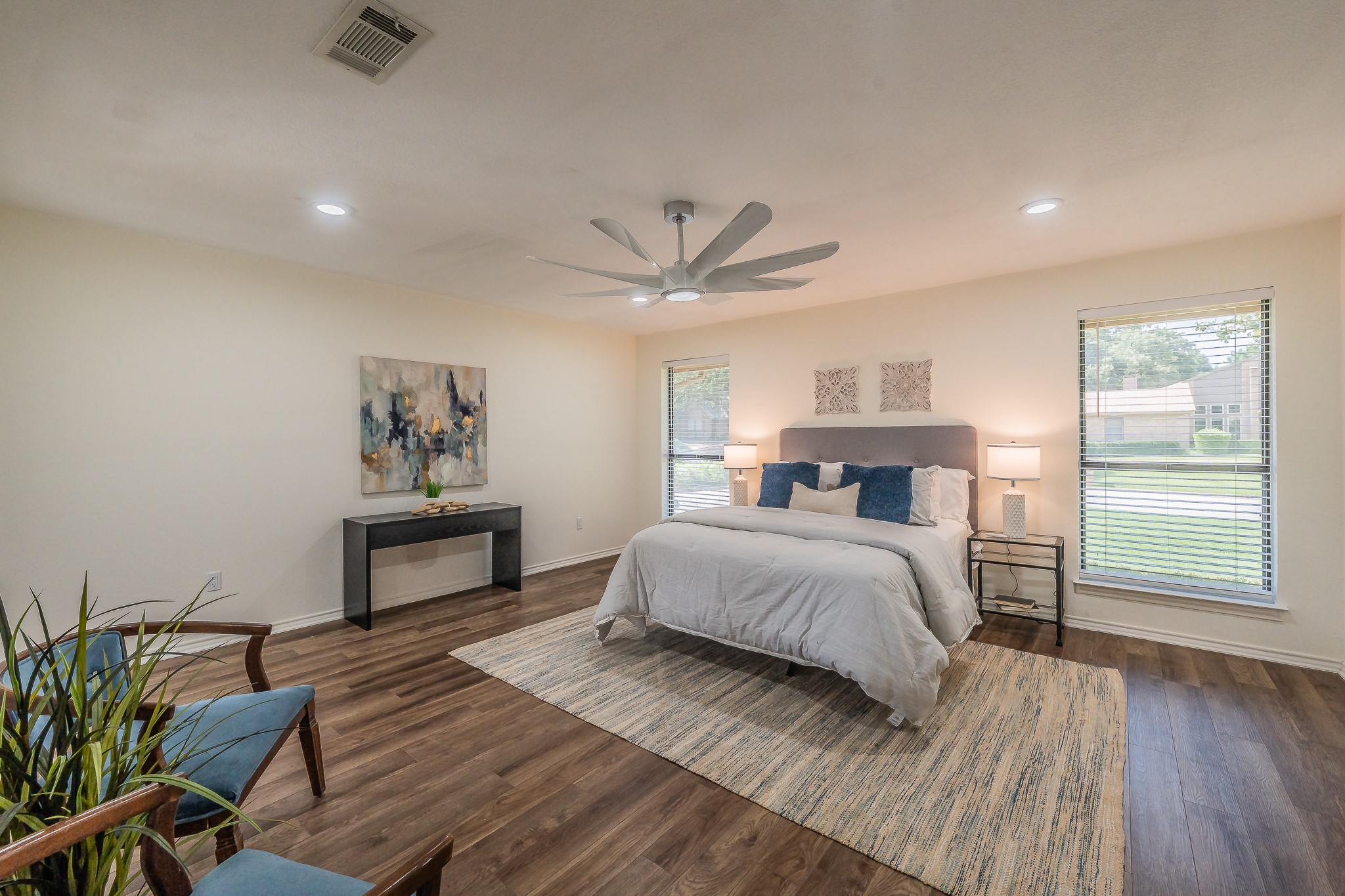 2709 Oak Trail Court