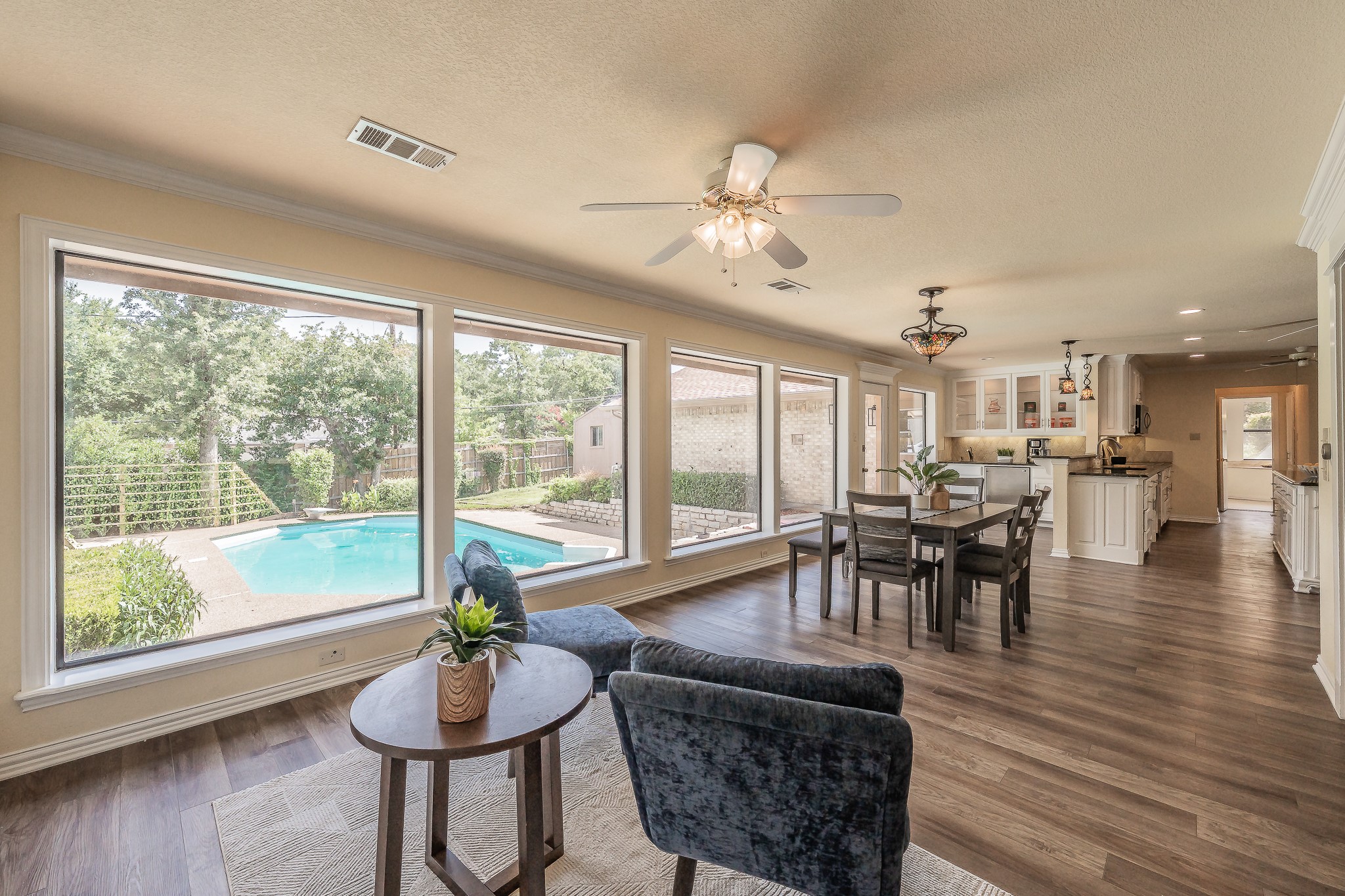 2709 Oak Trail Court