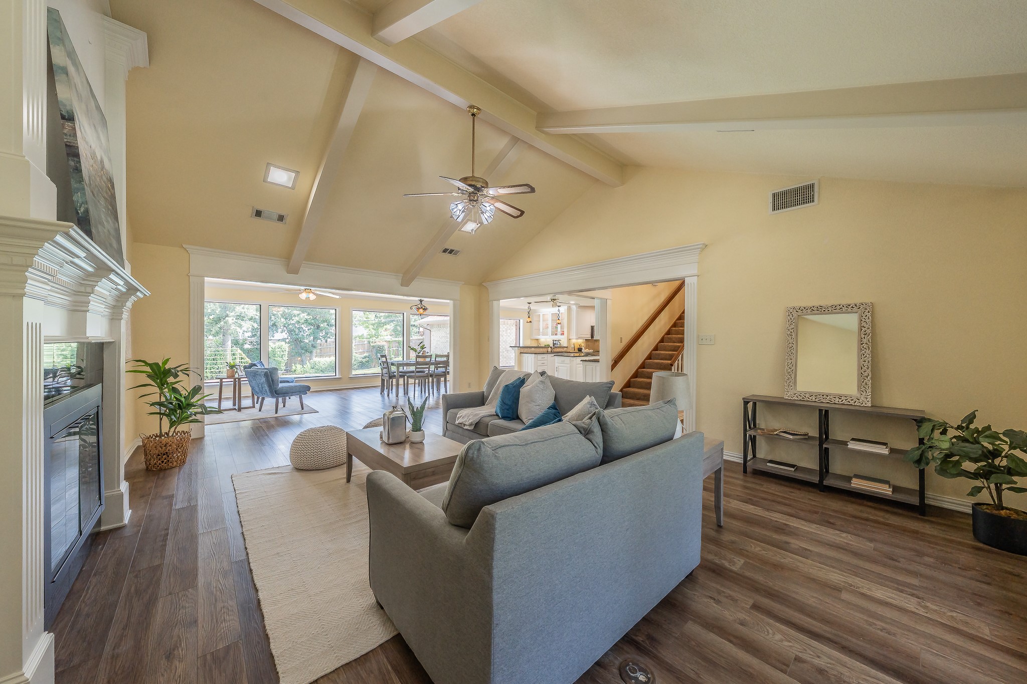 2709 Oak Trail Court