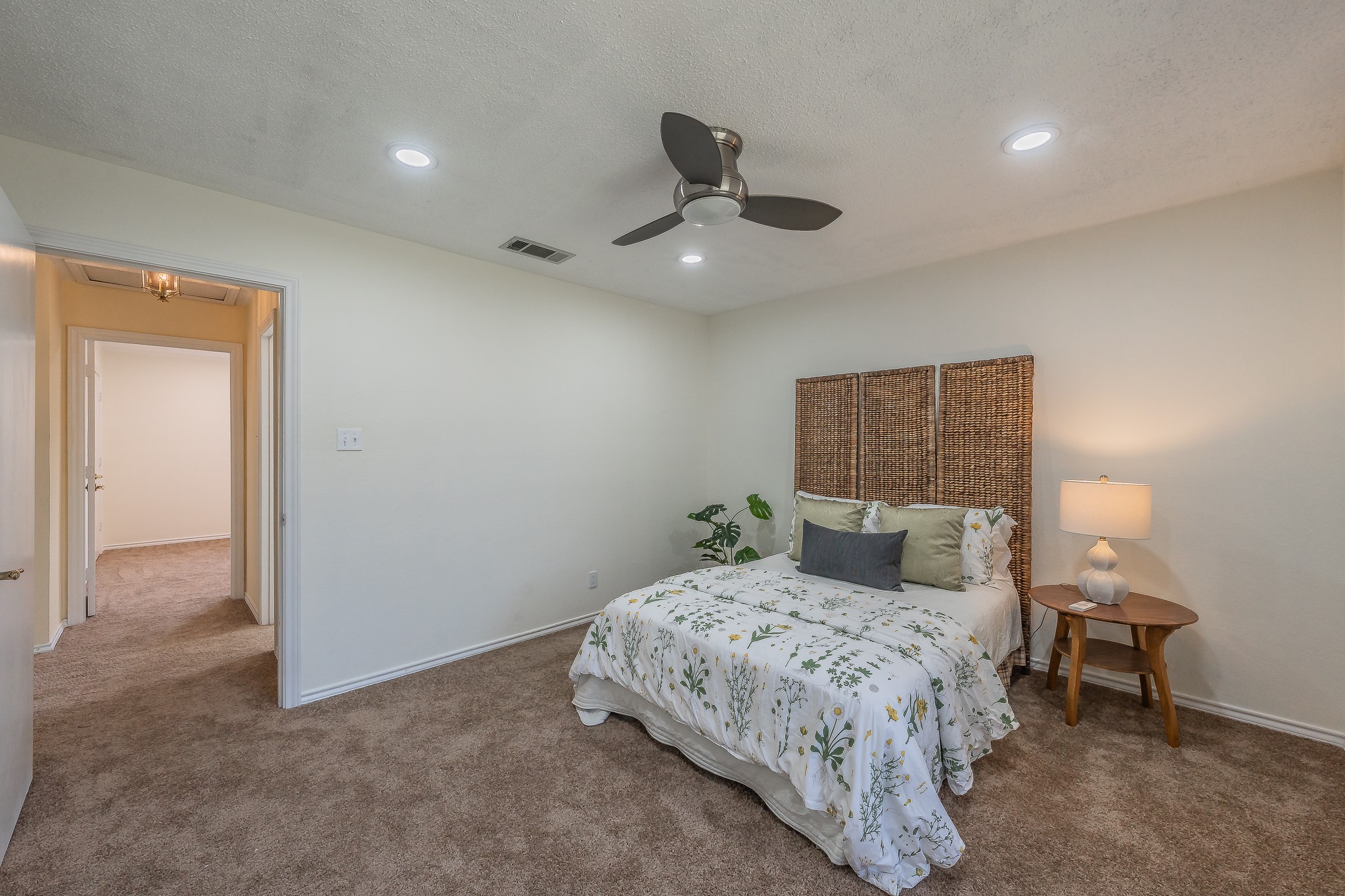 2709 Oak Trail Court