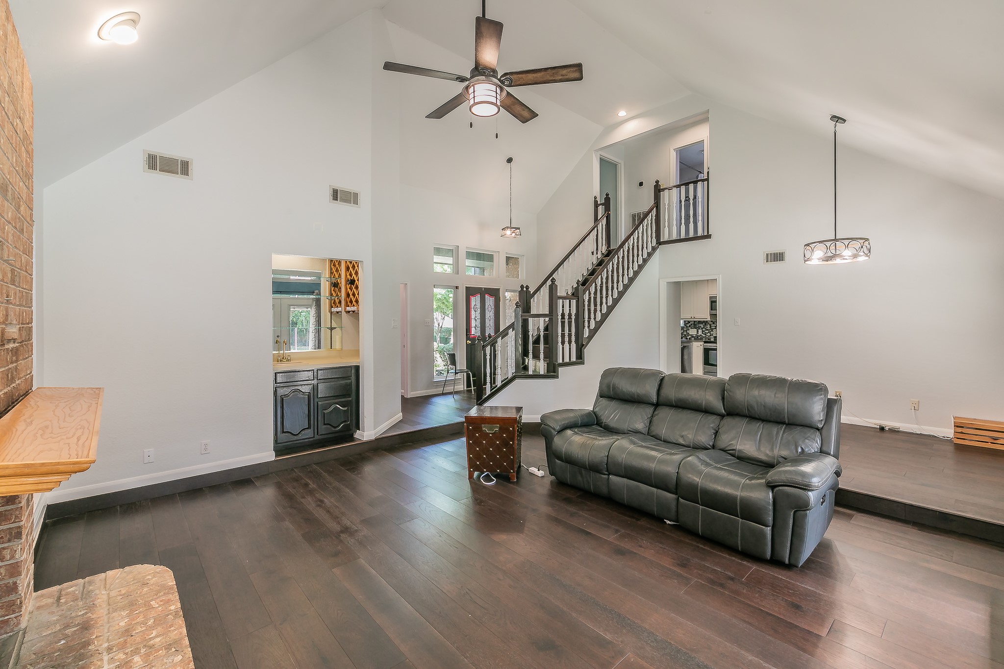 2 Edgemere Court