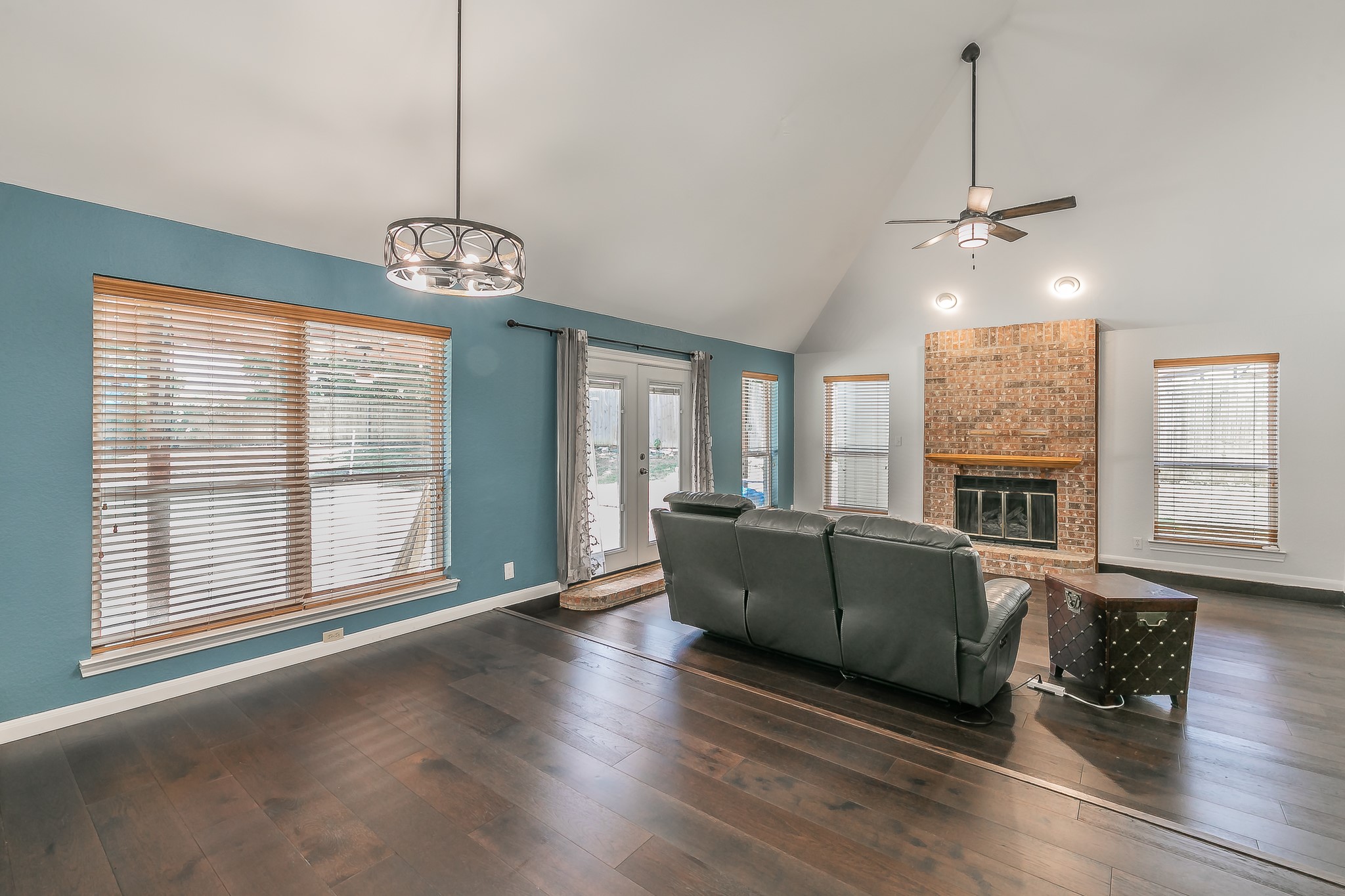 2 Edgemere Court
