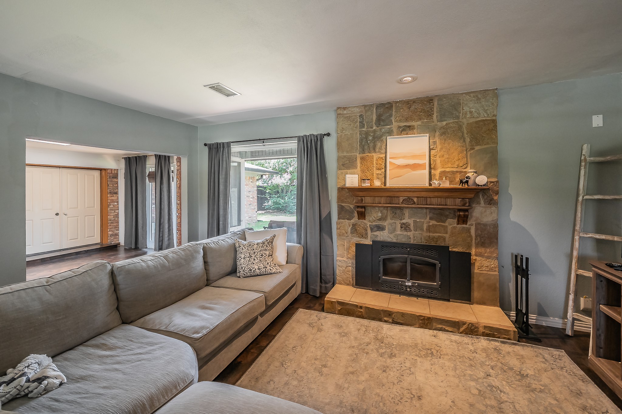 13511 Rawhide Parkway