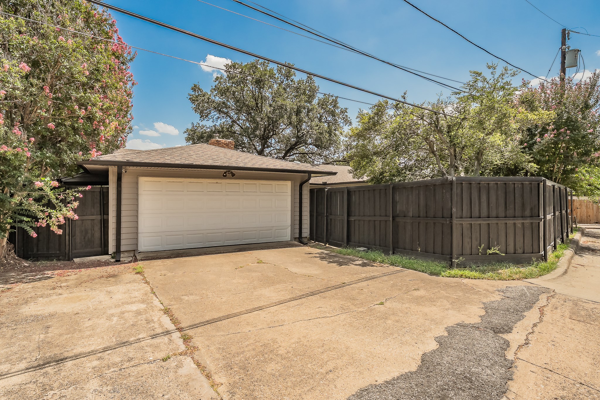 13511 Rawhide Parkway