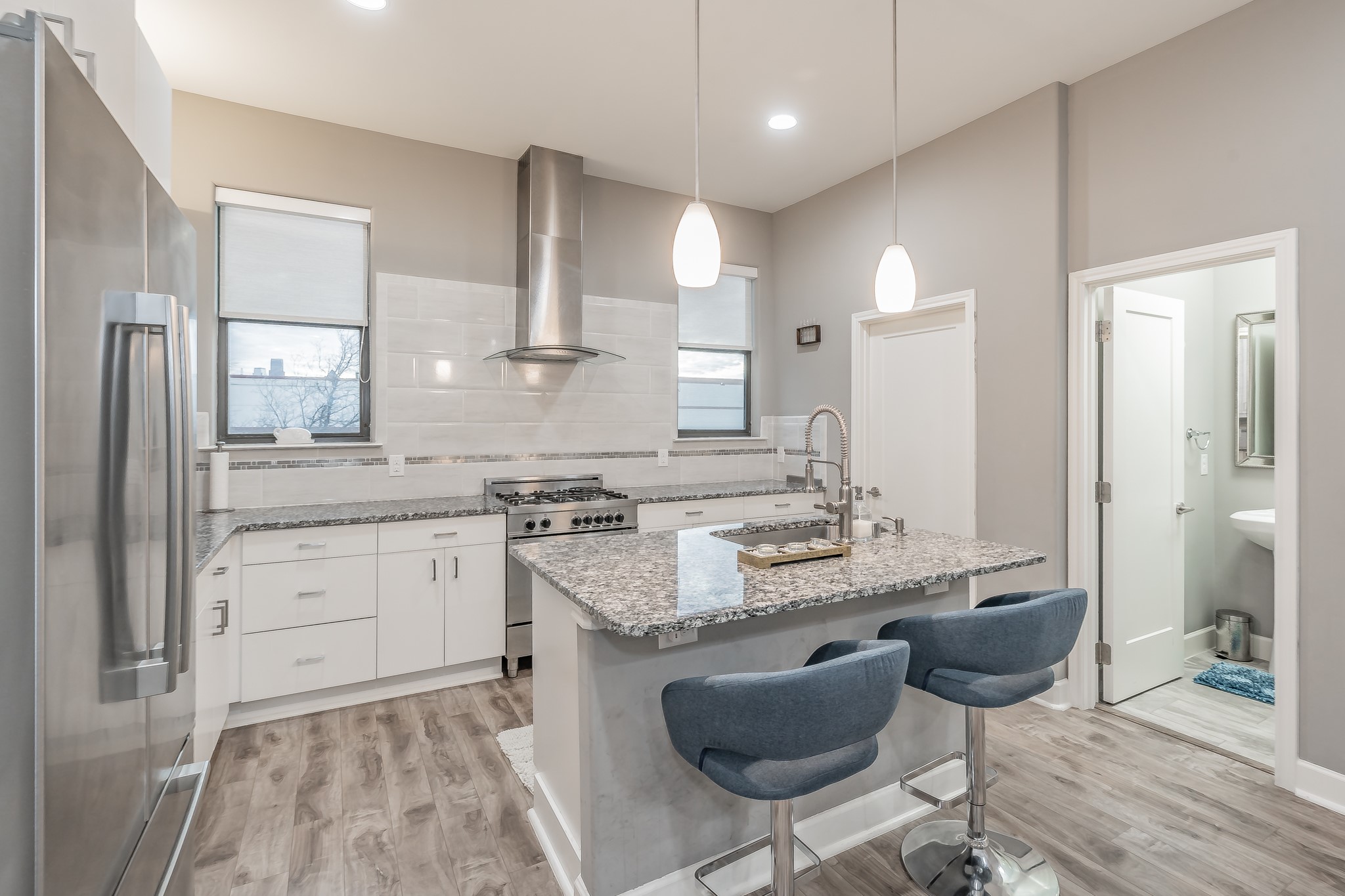 1717 Annex Avenue 302