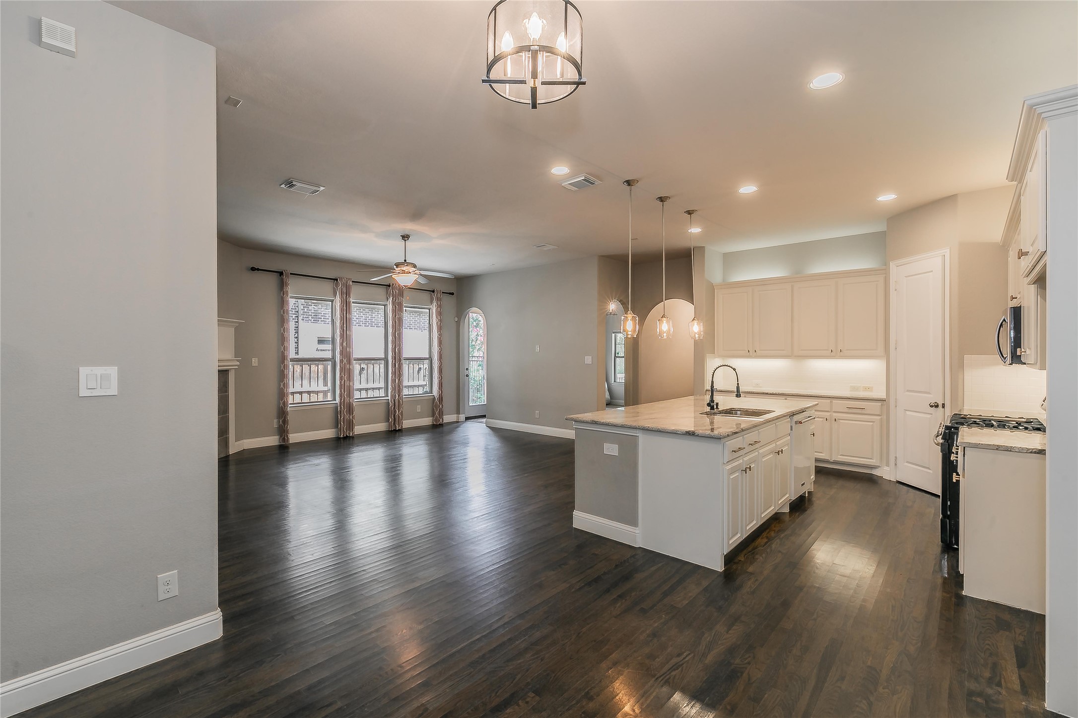 3903 Plum Vista Place